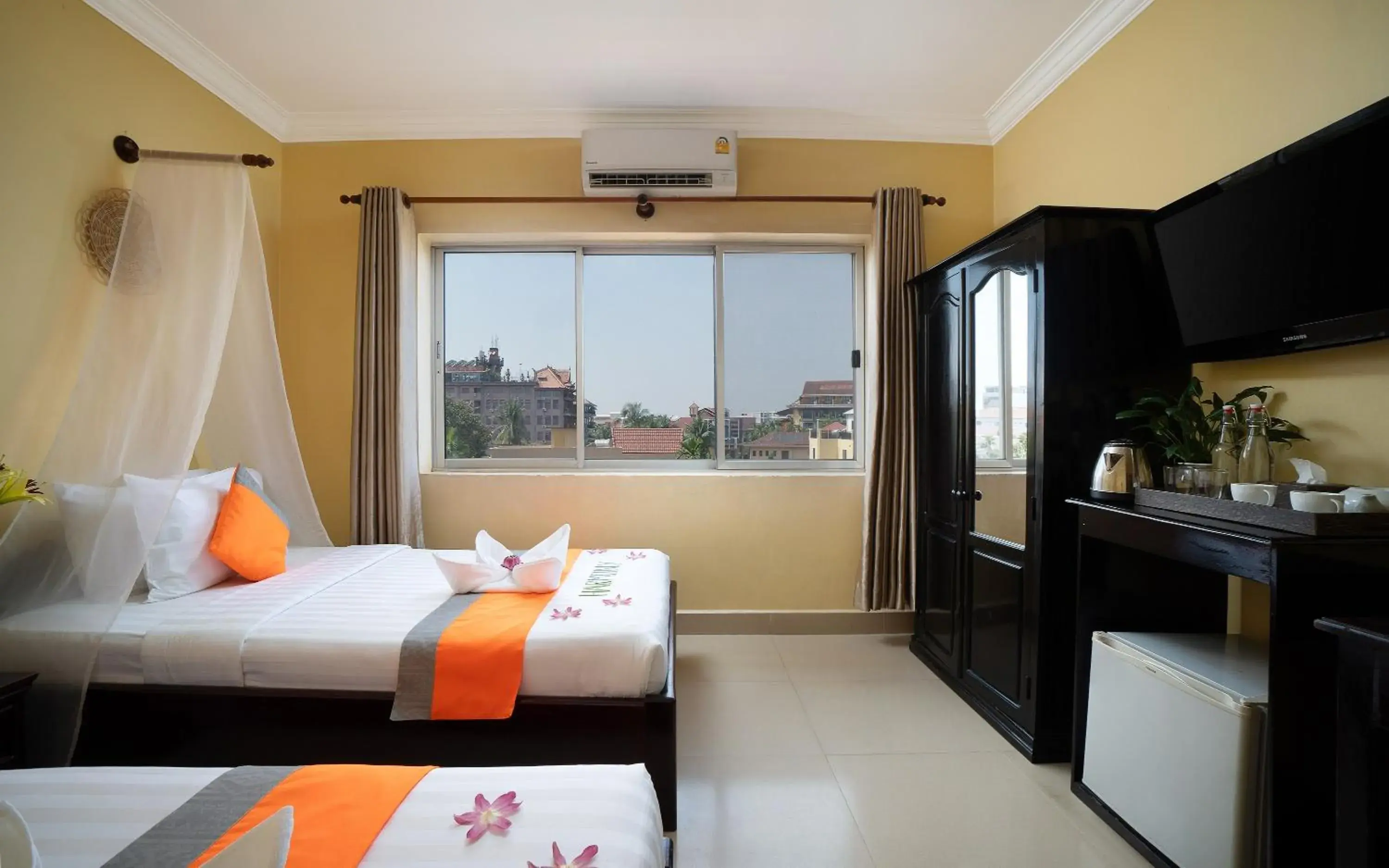 Bed in Harmony Indochine d'Angkor Bed in Harmony Indochine d'Angkor