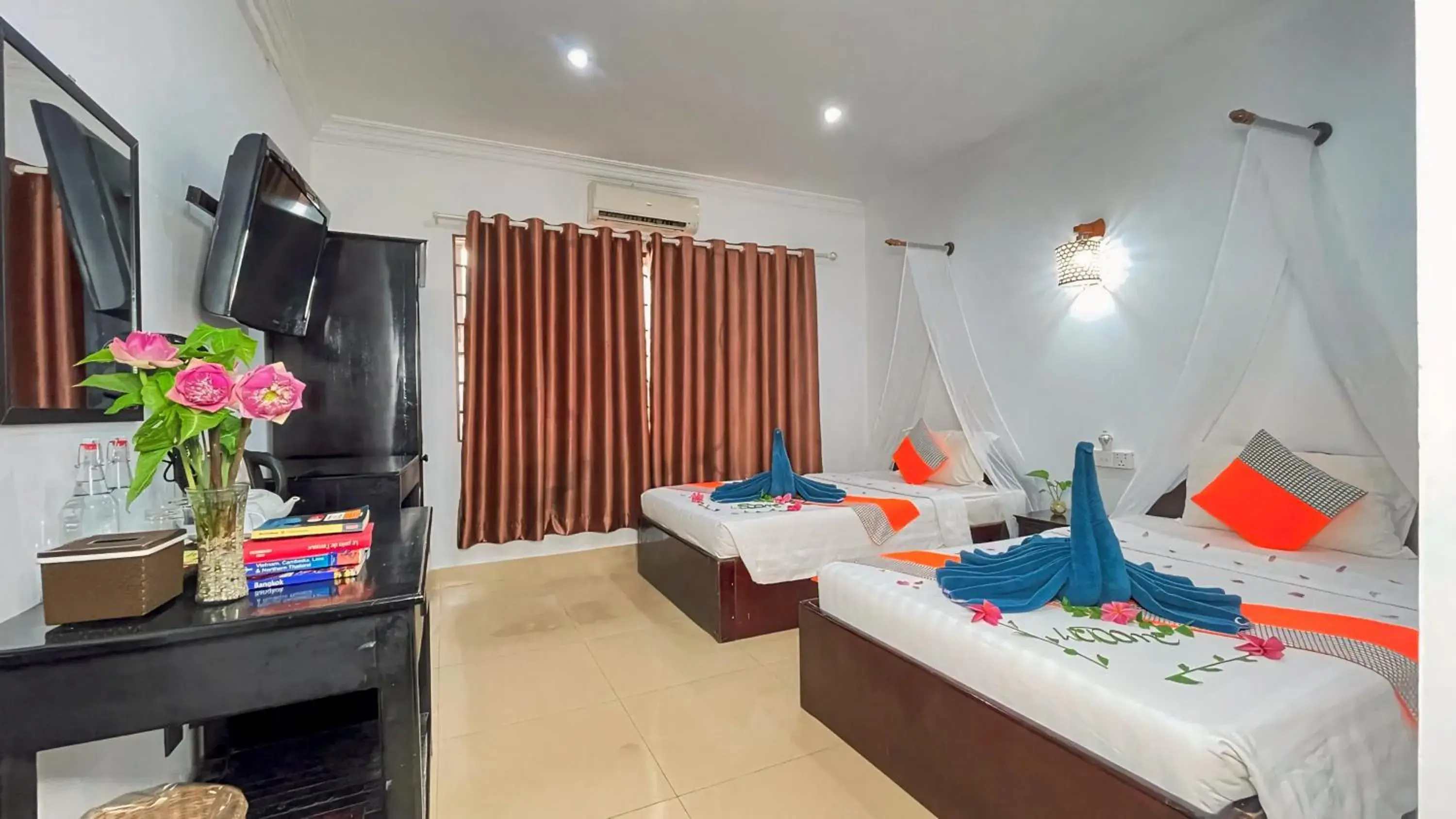 Bed in Harmony Indochine d'Angkor Bed in Harmony Indochine d'Angkor