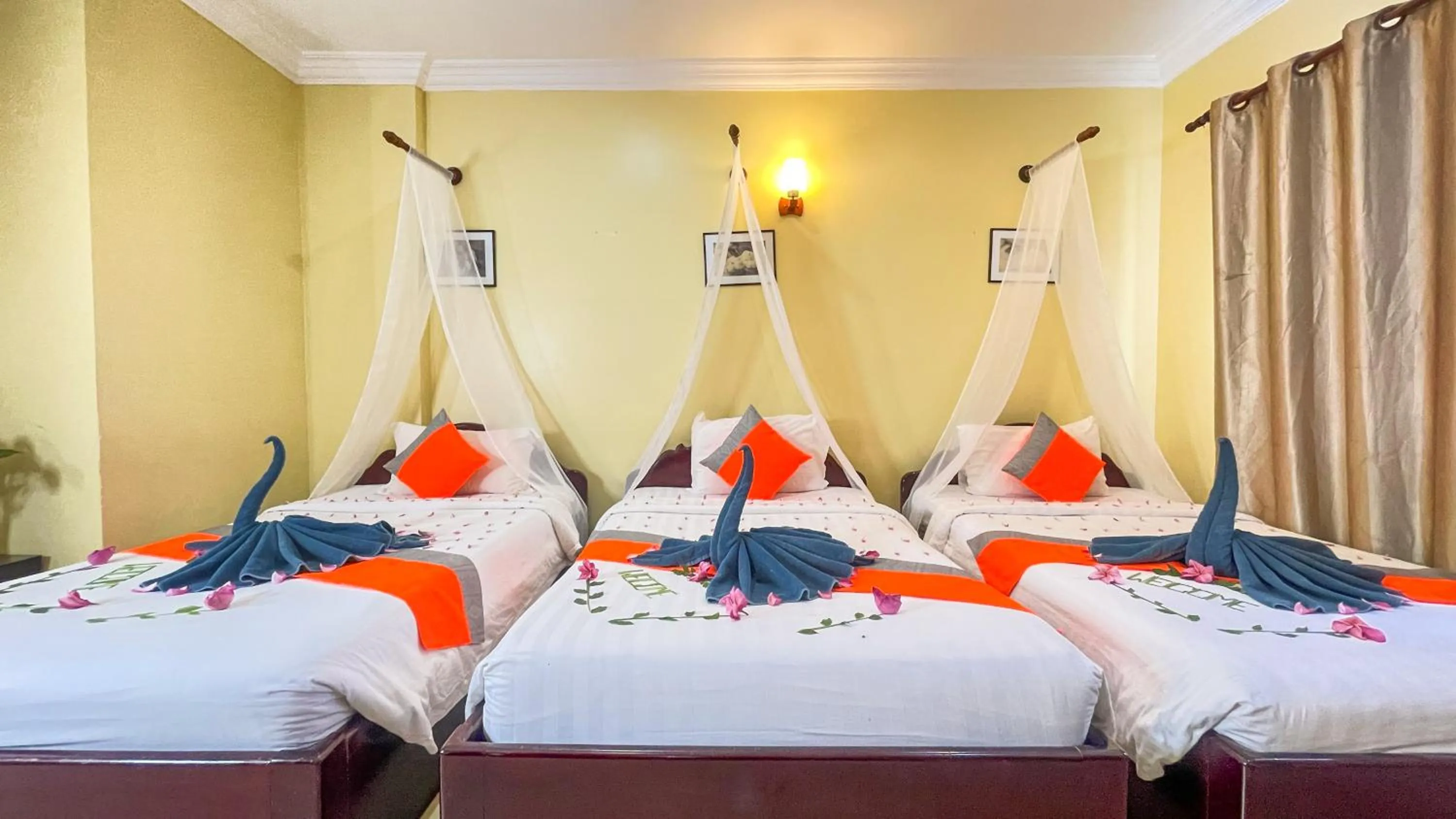 Bed in Harmony Indochine d'Angkor