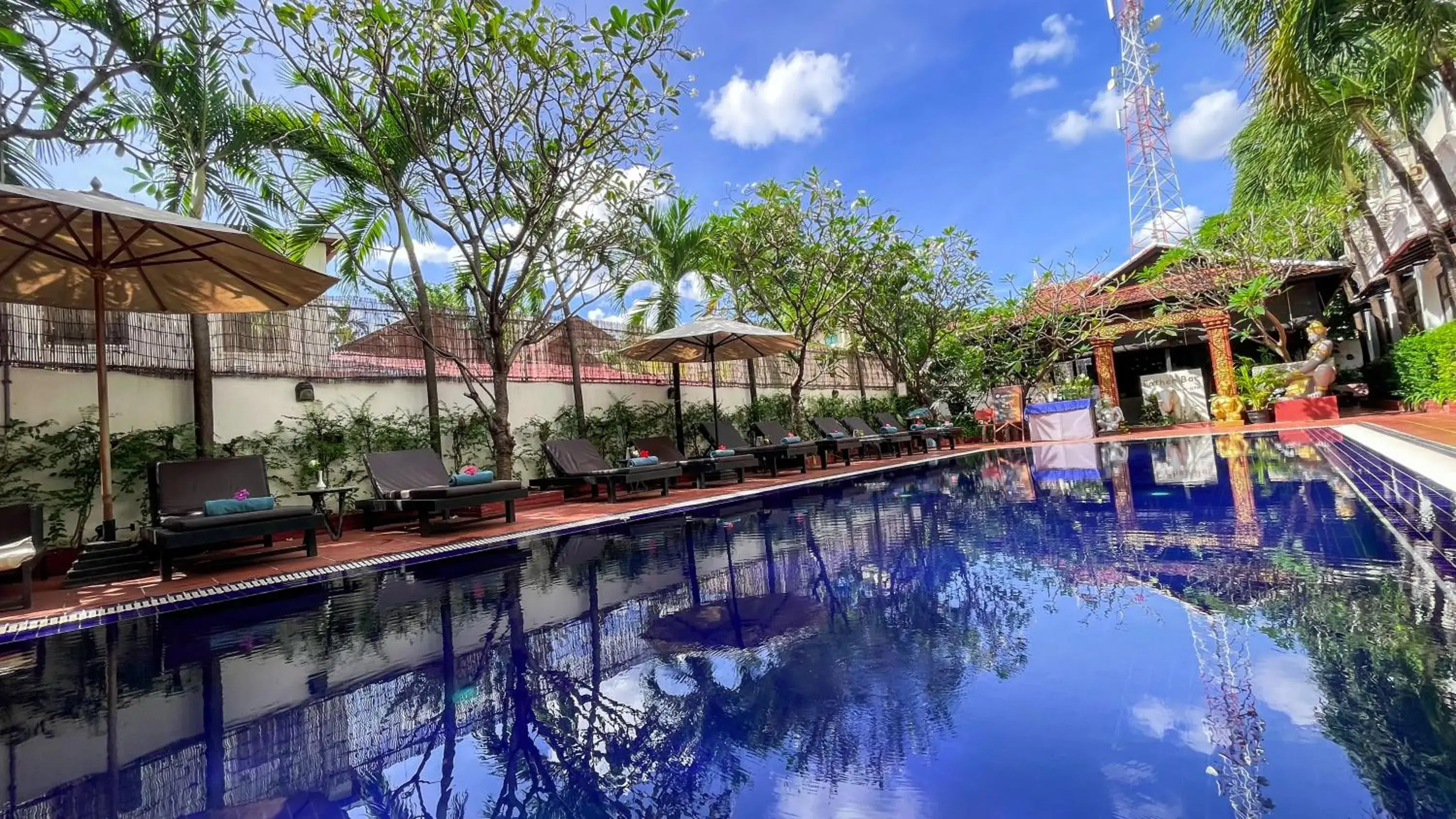 Swimming pool in Harmony Indochine d'Angkor Swimming pool in Harmony Indochine d'Angkor