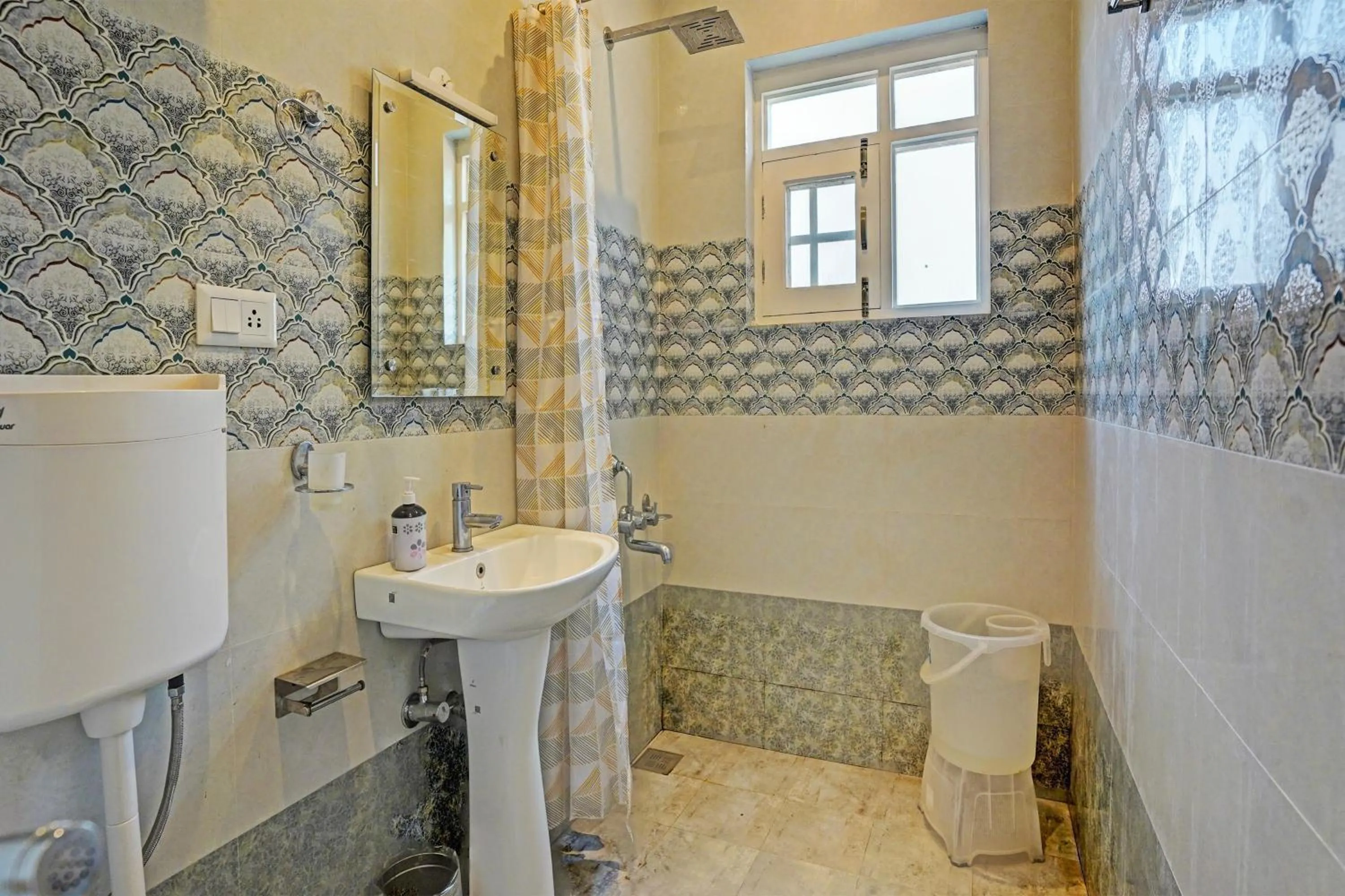 Bathroom in Hotel O Lit Homestay