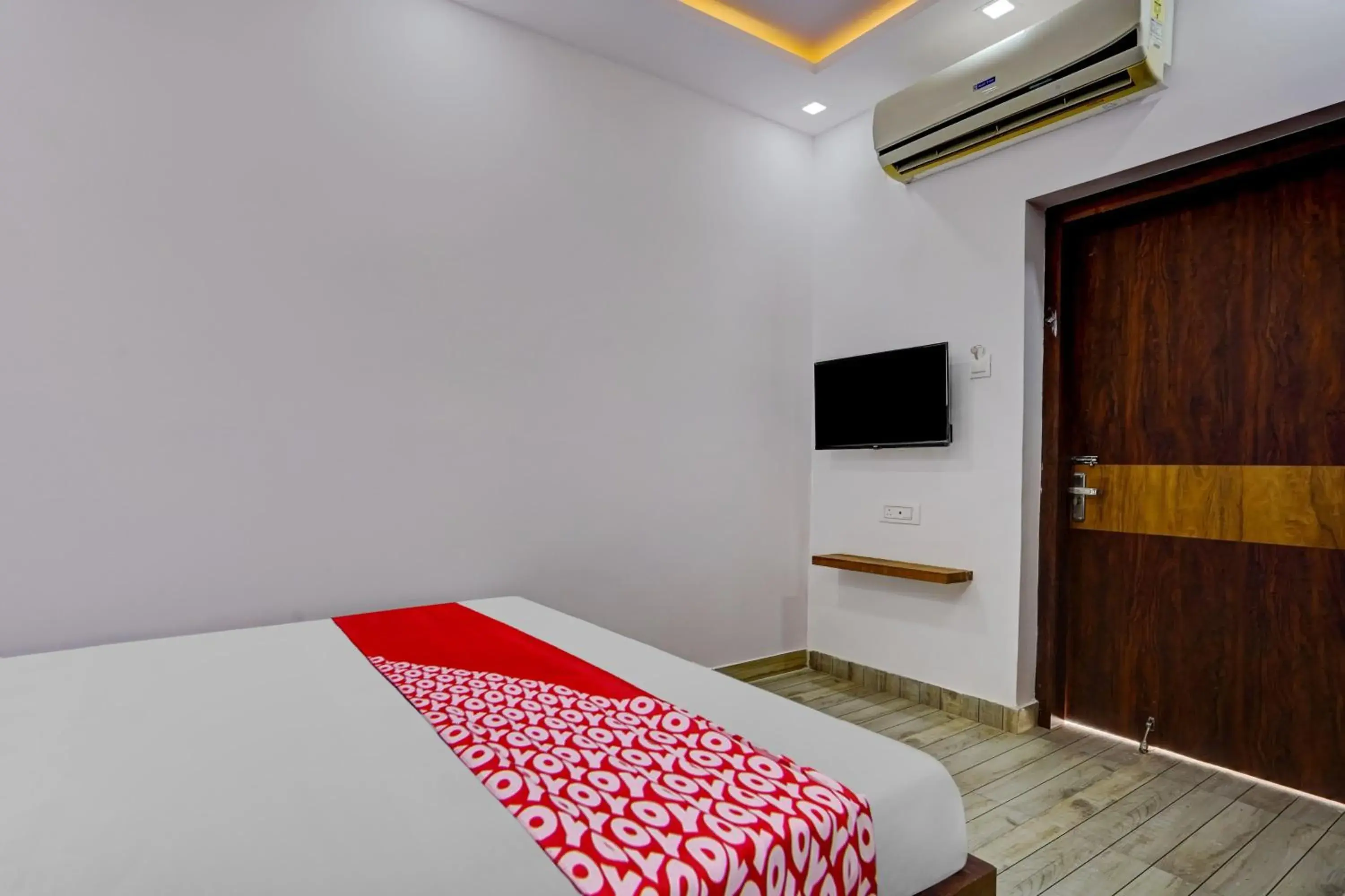 Bedroom, Bed in Super Collection O Oxygen Bedroom, Bed in Super Collection O Oxygen