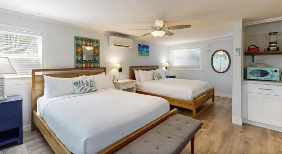 Bed in Papa's Hideaway