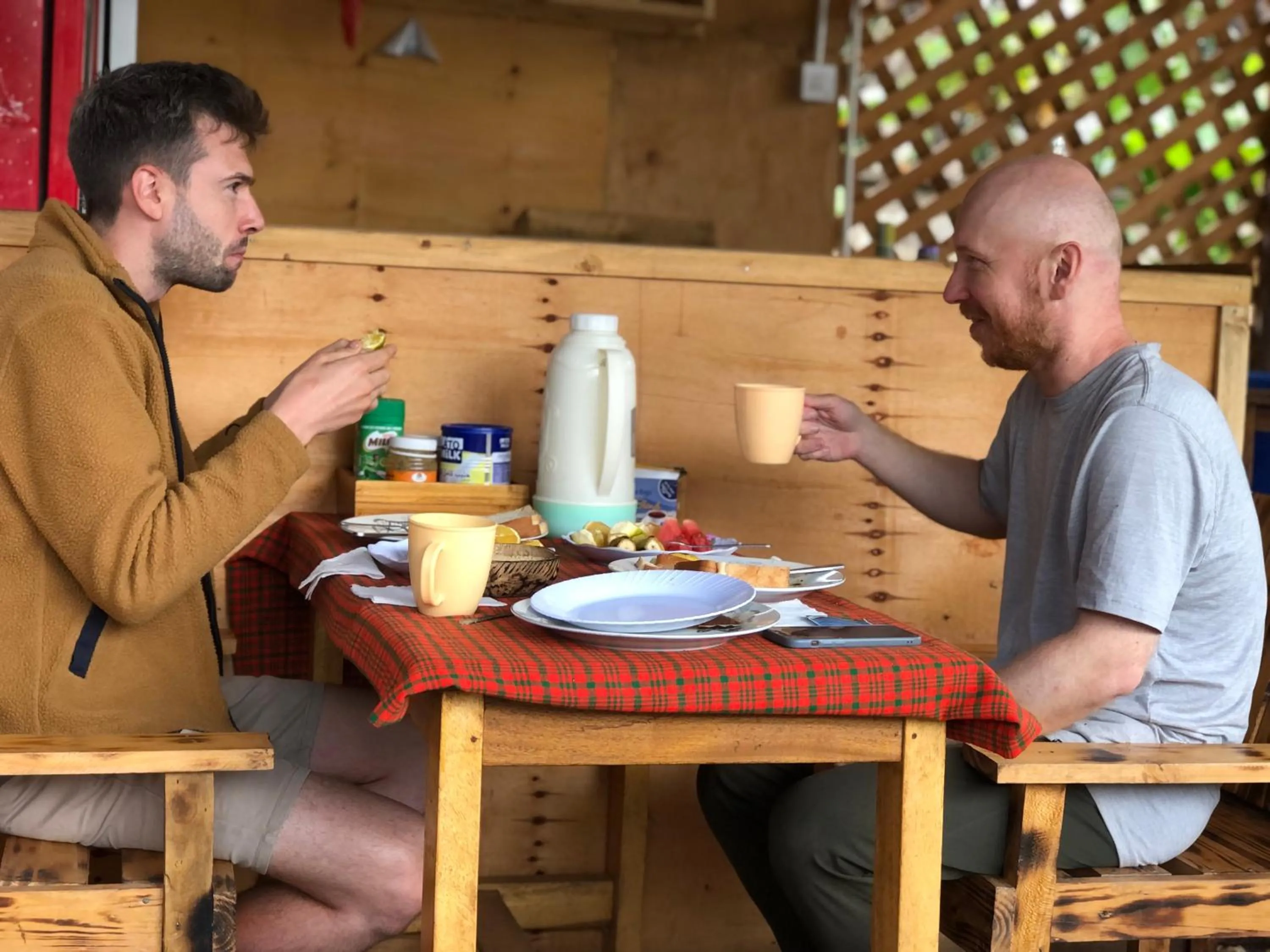 Restaurant/places to eat in Kilibase Hotel