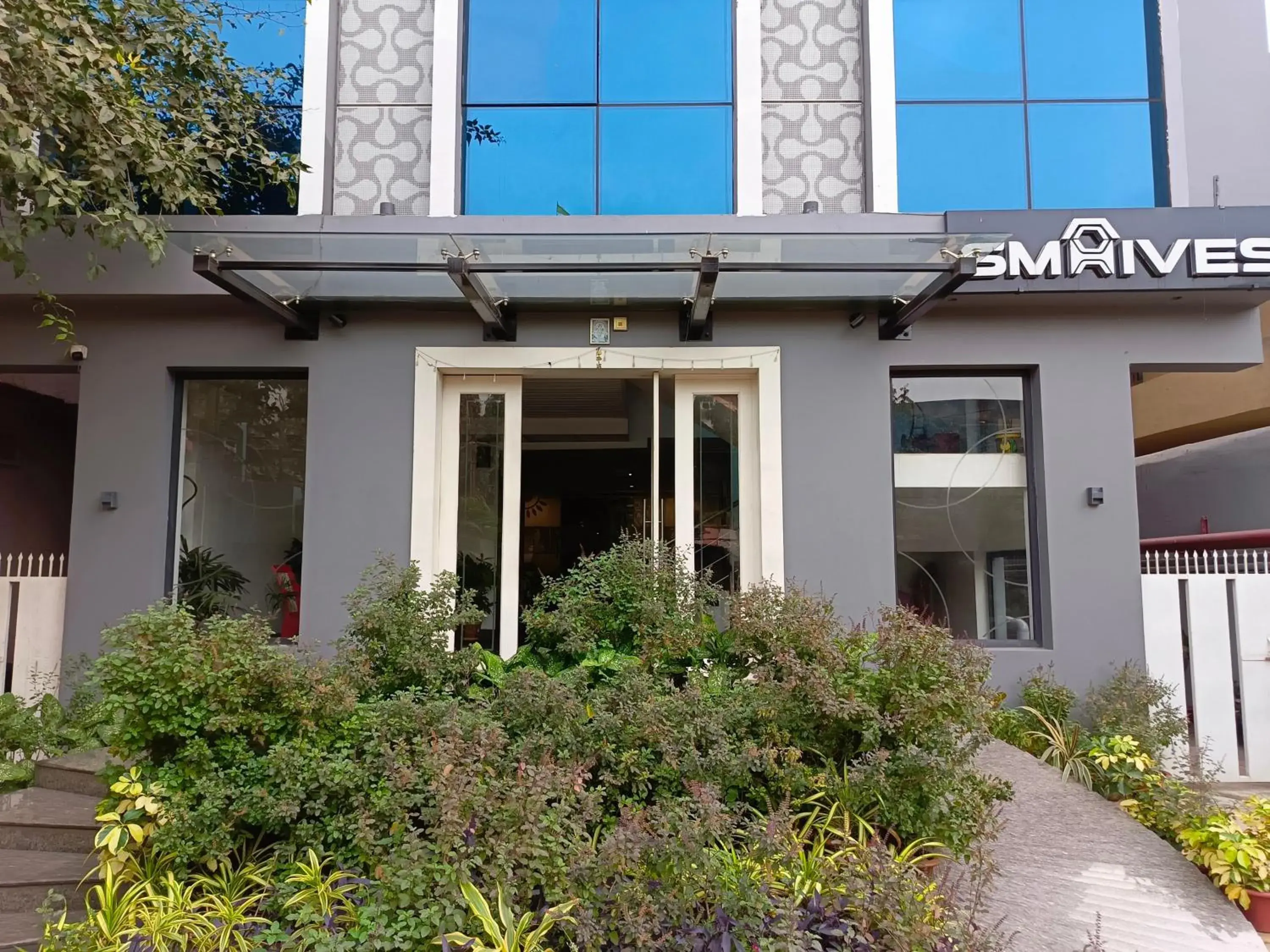 SM Hives Business Hotel SM Hives Business Hotel