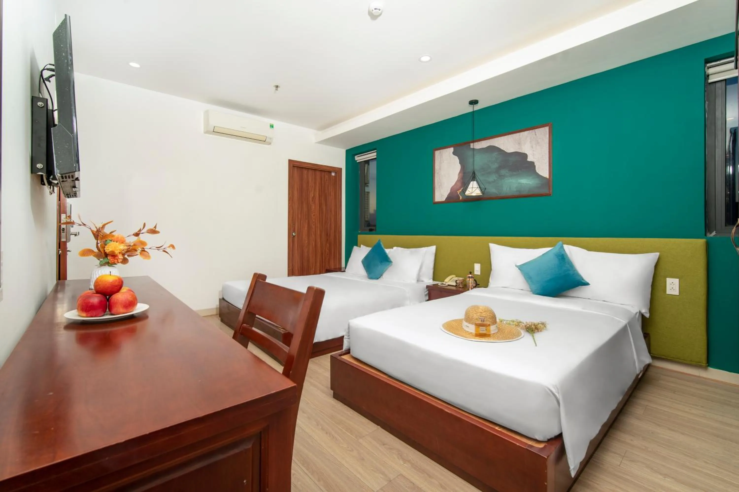 Bed in May Beach Hotel