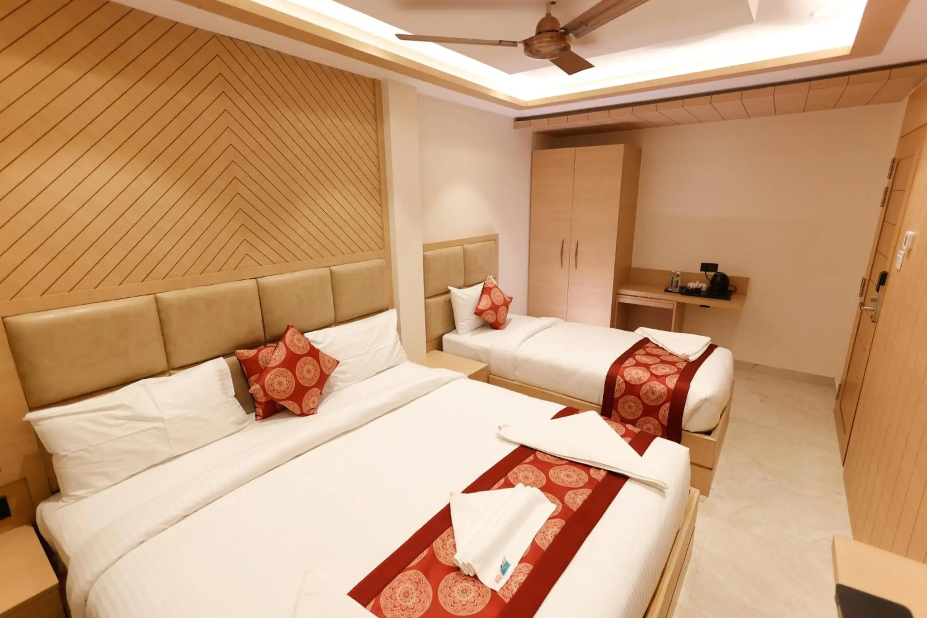 Bedroom in Hotel Sarc Inn Bedroom in Hotel Sarc Inn