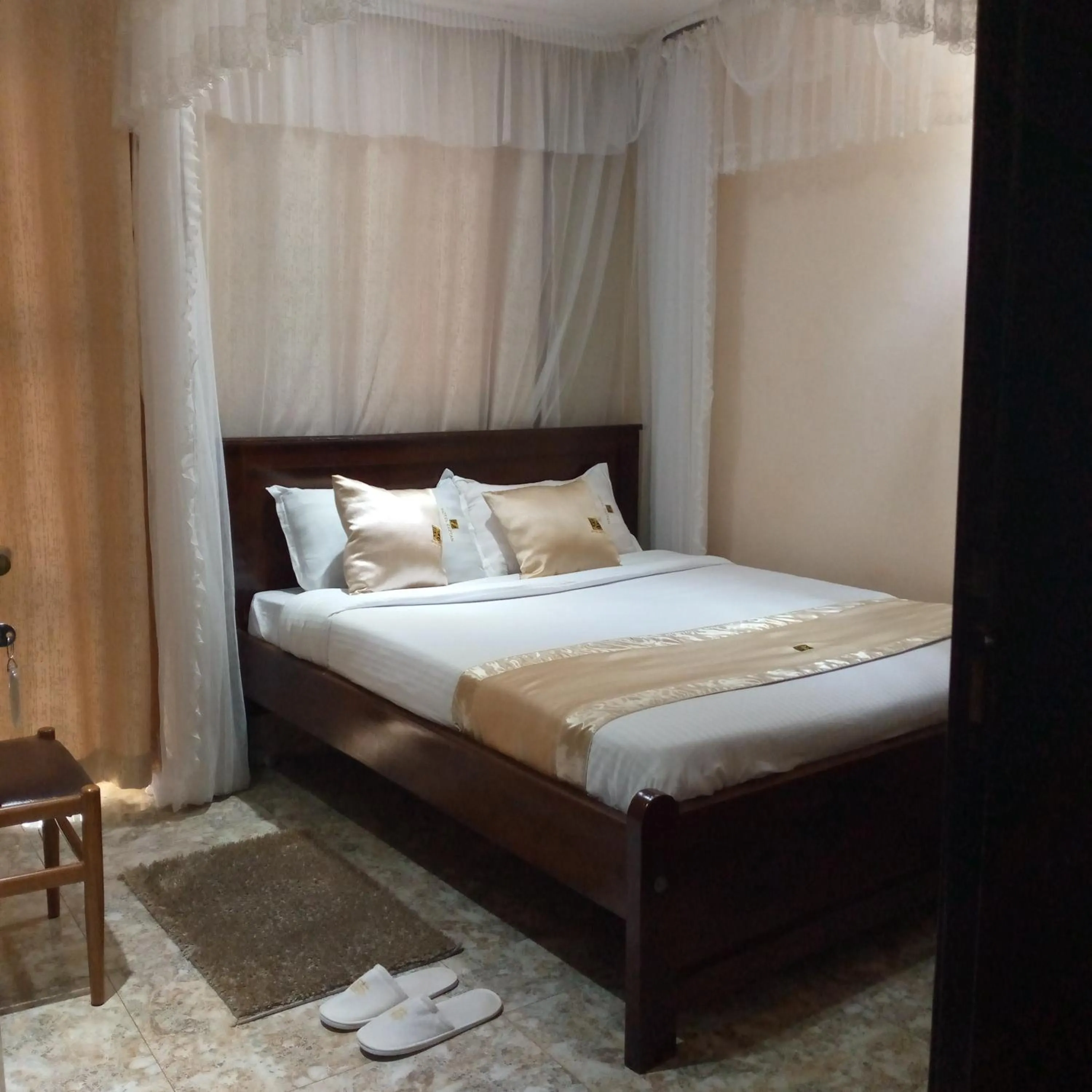 Bedroom, Bed in HOTEL ZEPTAN