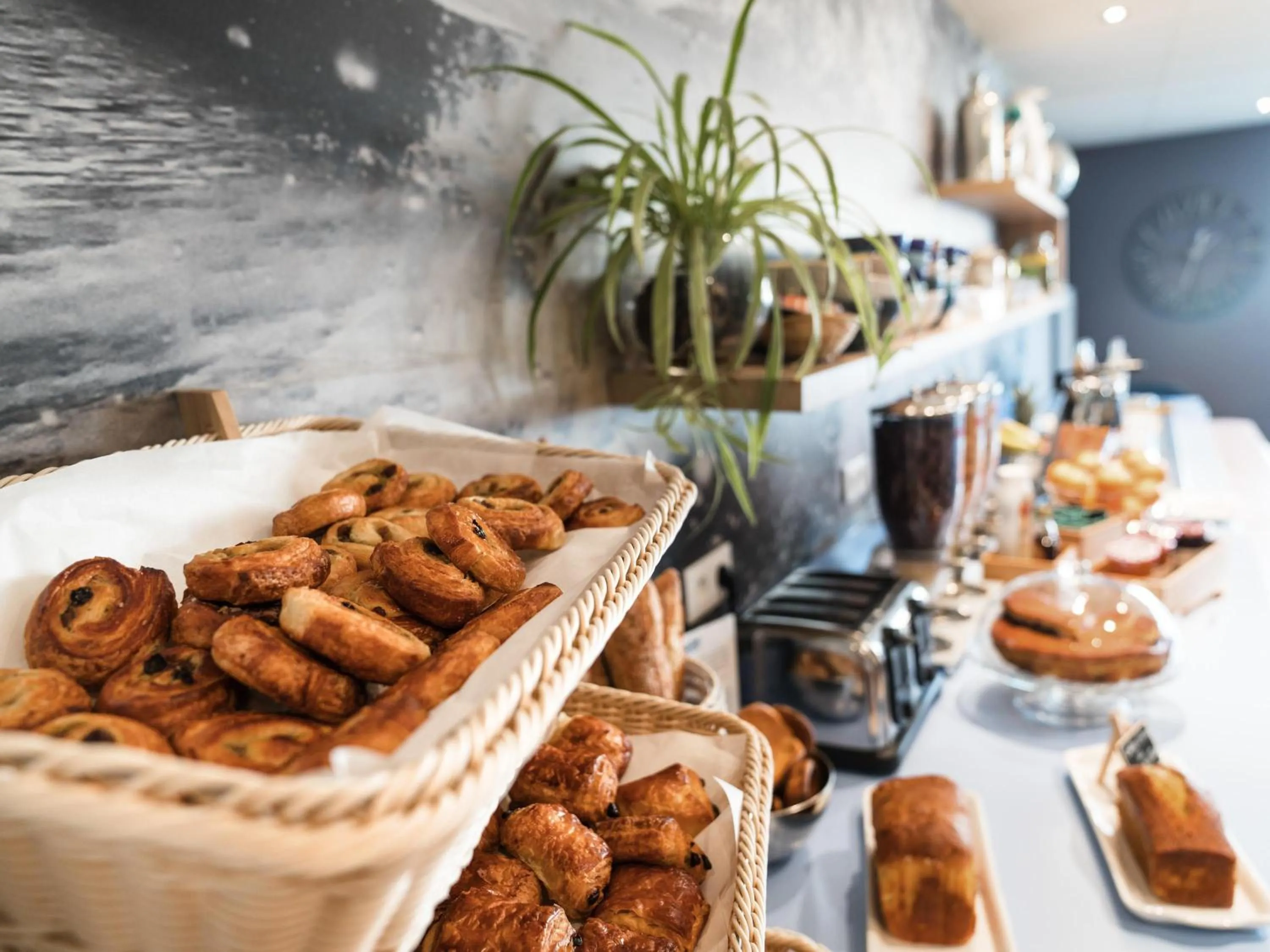 Breakfast in ibis Styles Saint Malo Port