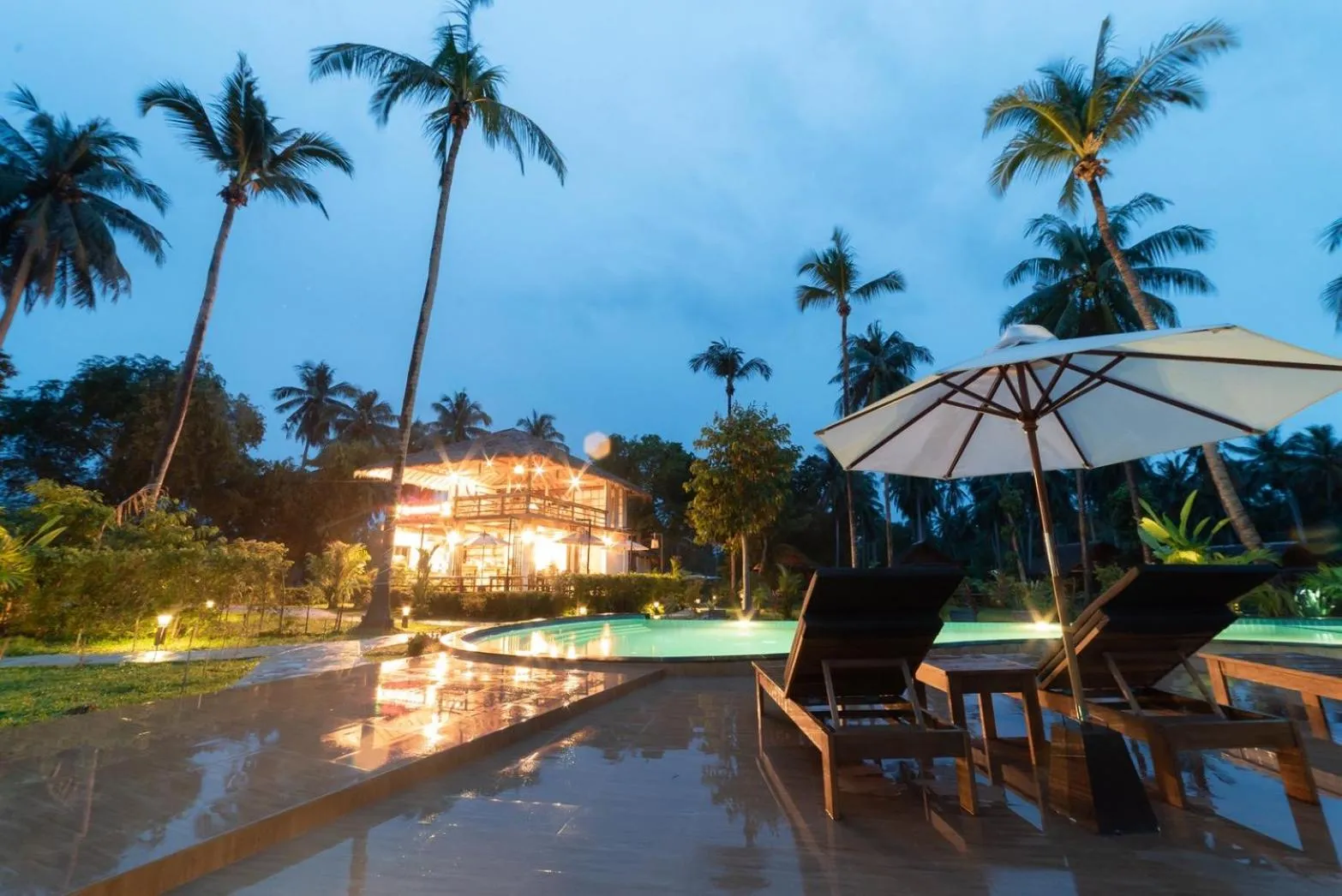 COCO Canopy Boutique Resort