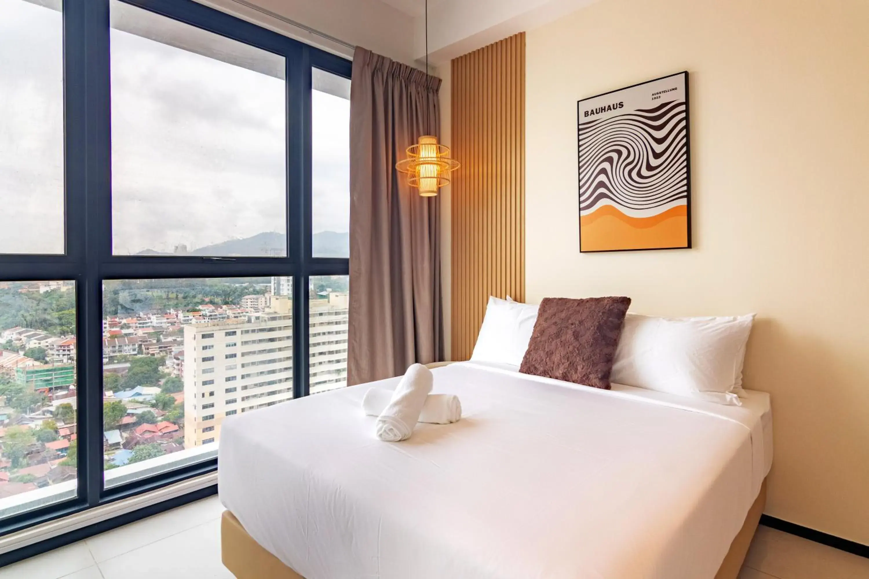 Bedroom, Bed in Urban Suites, Signature Collection by Stellar ALV Bedroom, Bed in Urban Suites, Signature Collection by Stellar ALV