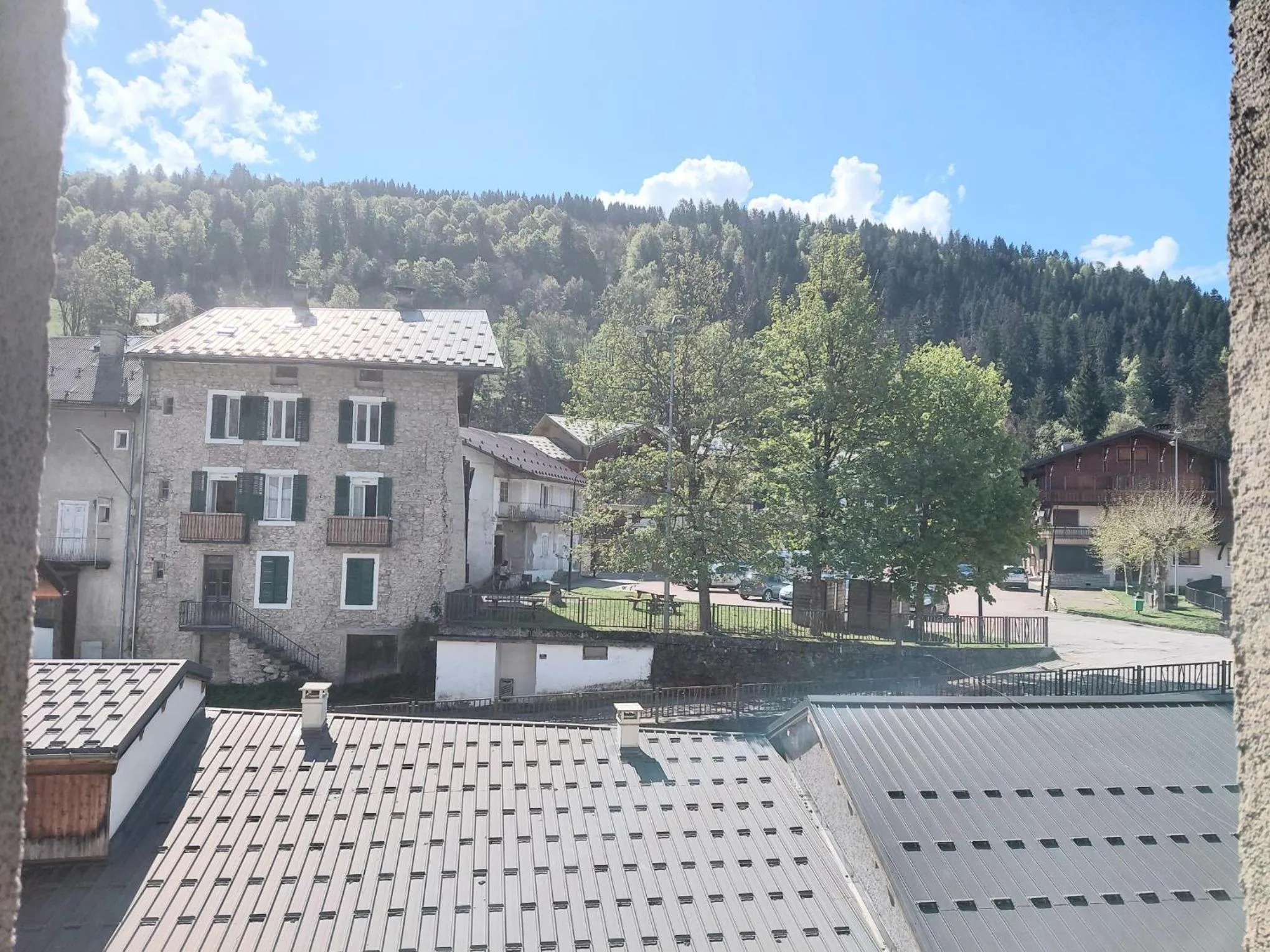 City view in Hôtel Le MontBlanc