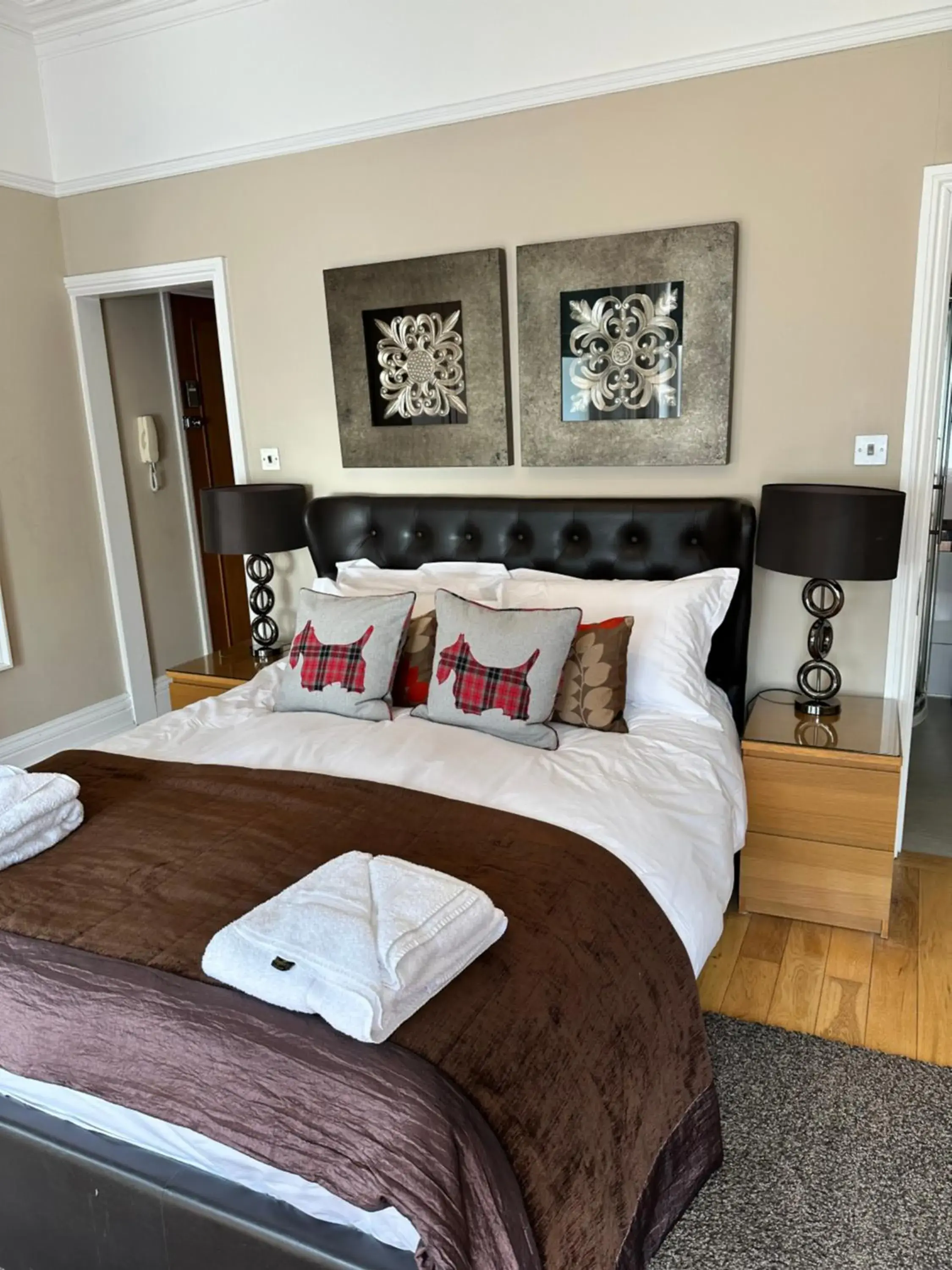 Bedroom, Bed in Alum Chine Beach House