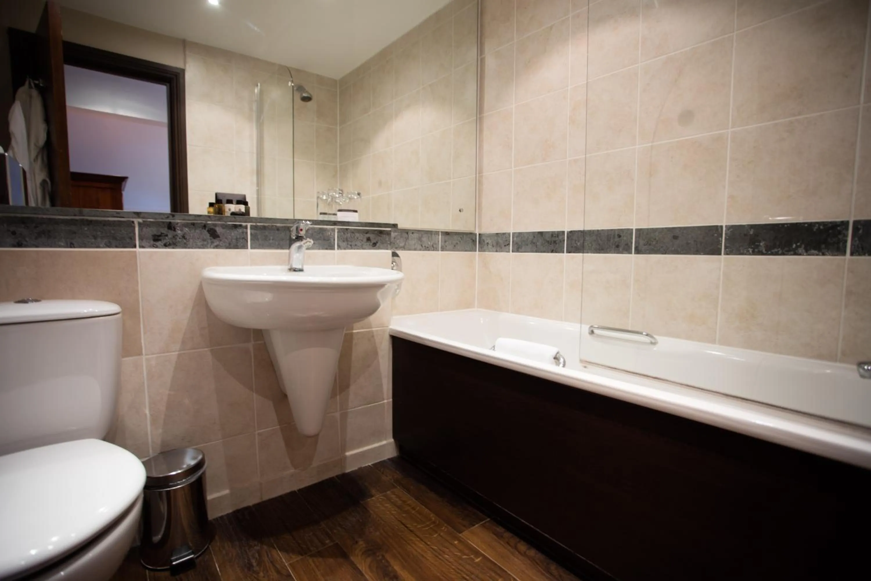 Bathroom in Barnham Broom Hotel, Golf & Spa
