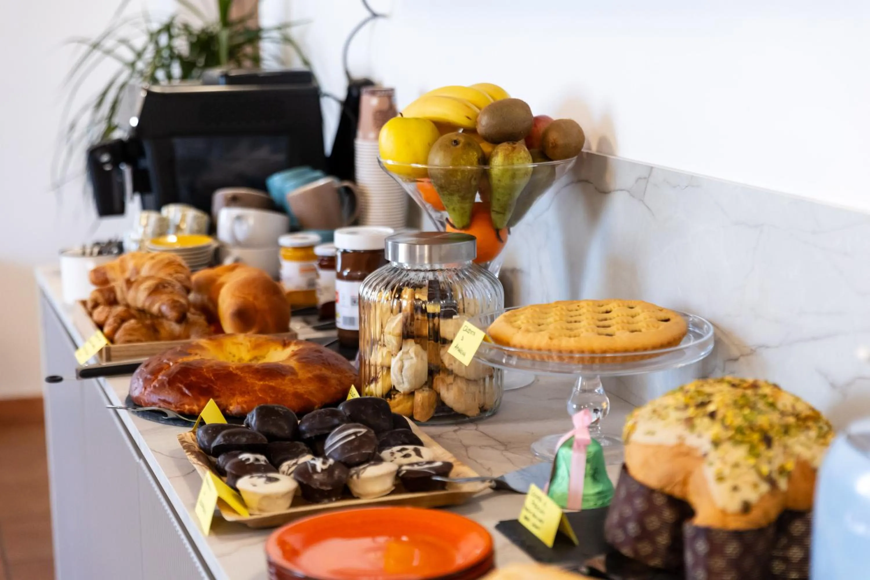 Breakfast in Palazzo della Città