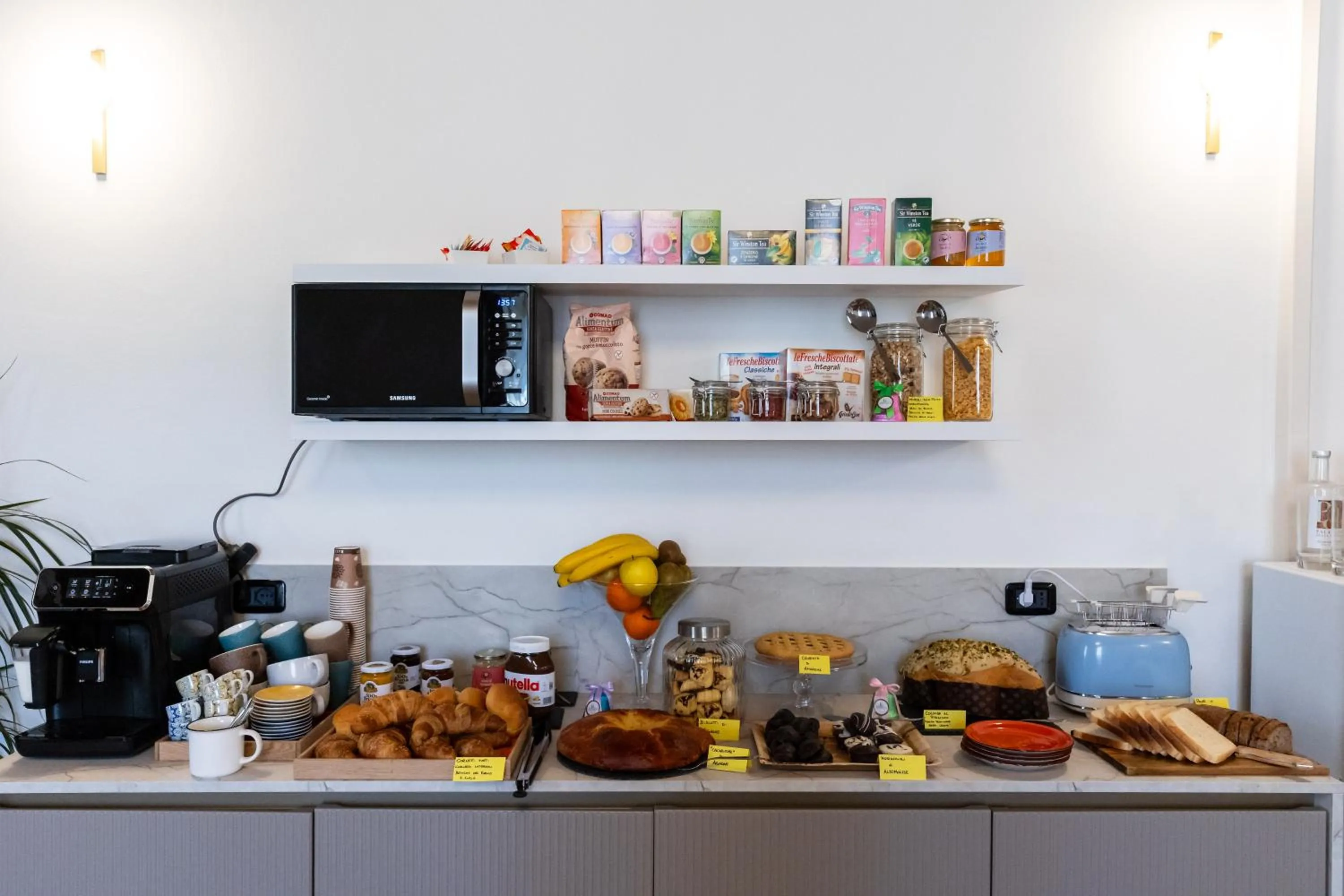 Breakfast in Palazzo della Città