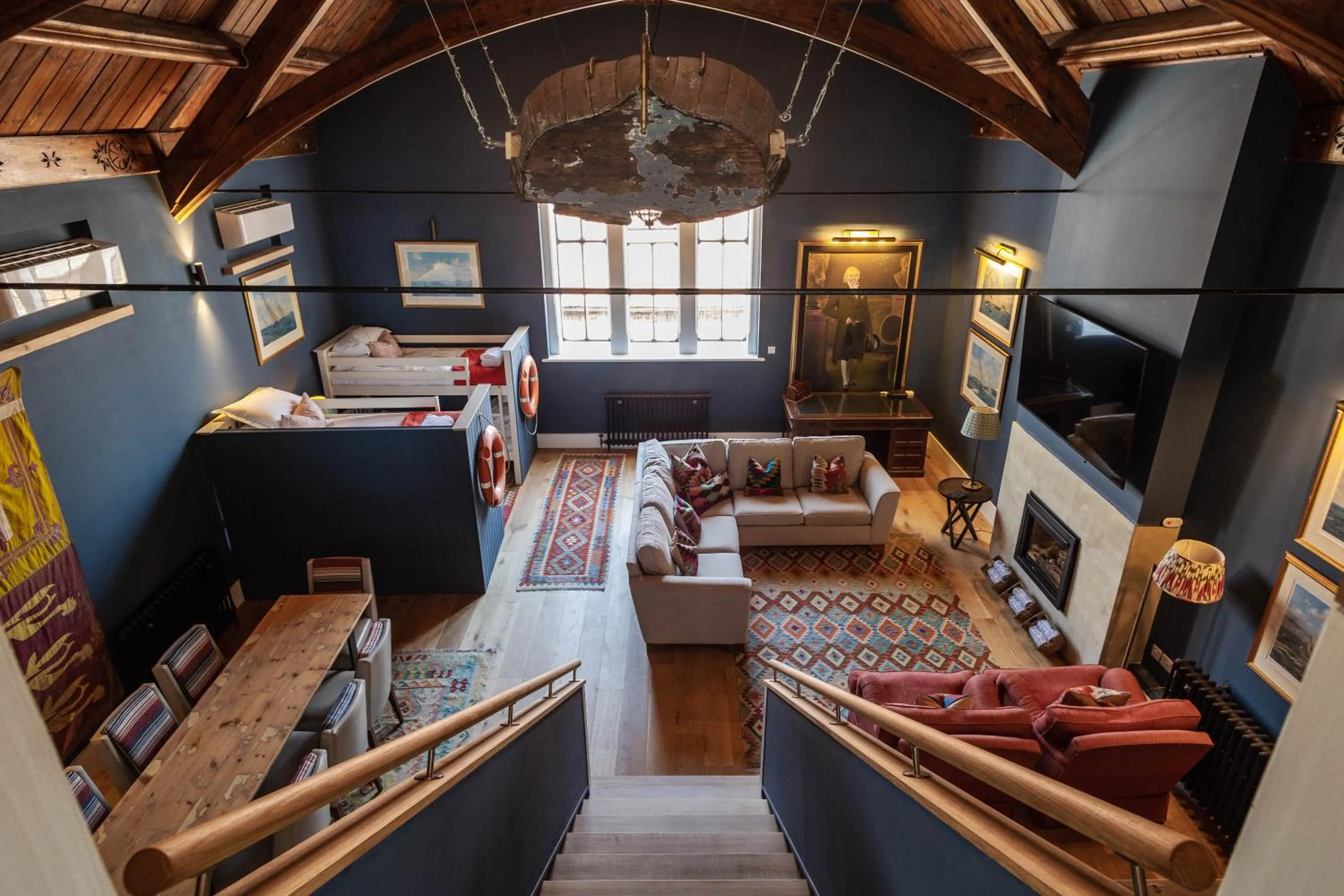 Communal lounge/ TV room in The George Hotel and Beach Club