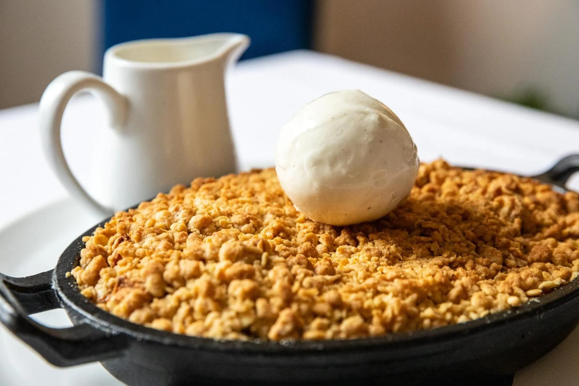 Food and drinks in The George Hotel and Beach Club