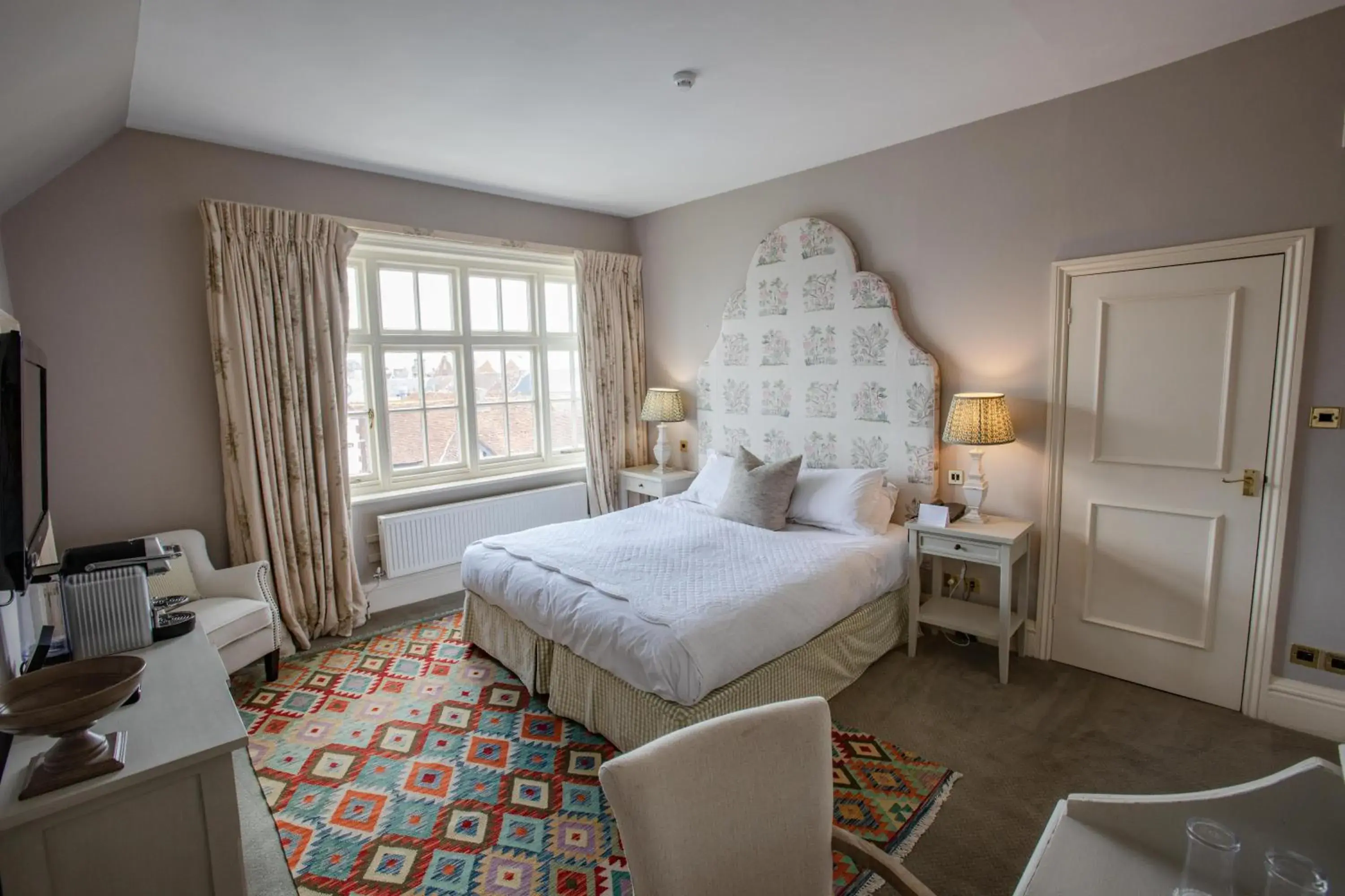 Family Room in The George Hotel and Beach Club Family Room in The George Hotel and Beach Club