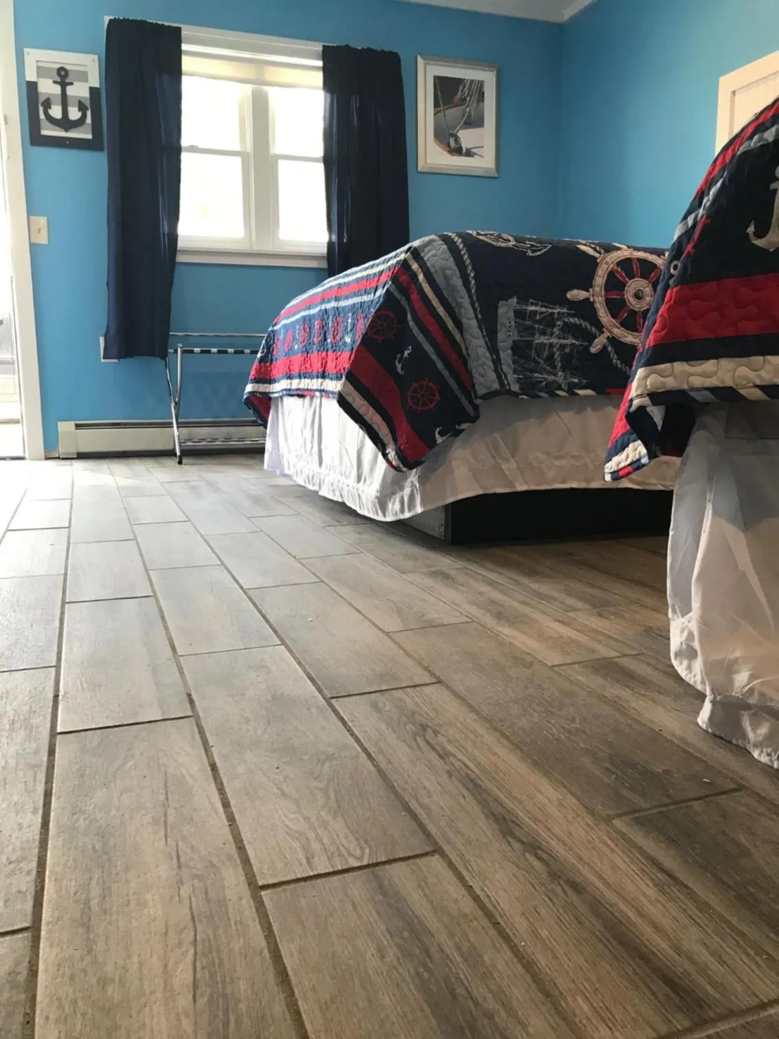 Bed in White Birches Motel