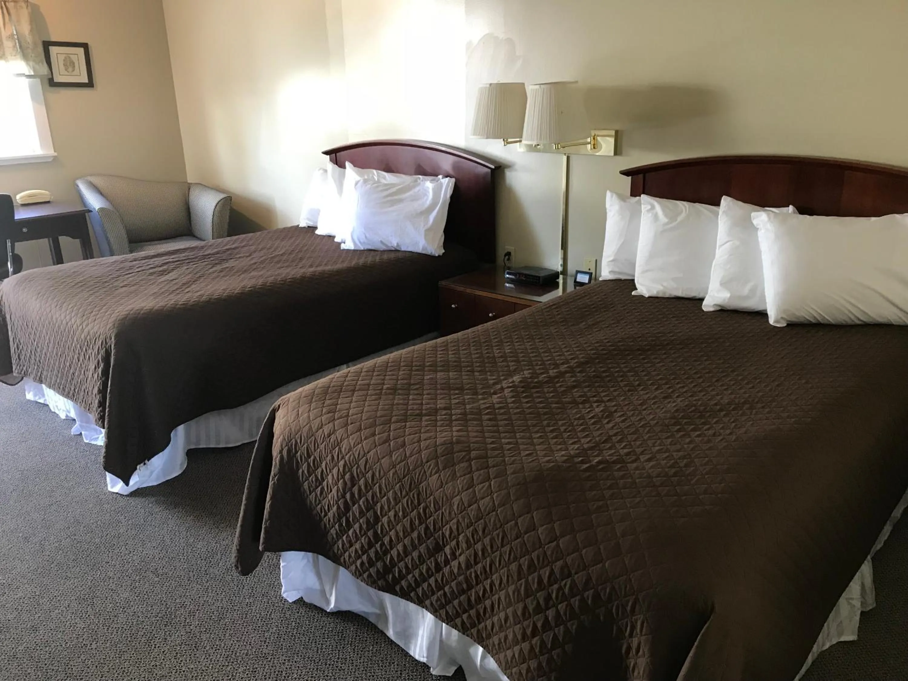 Bed in White Birches Motel