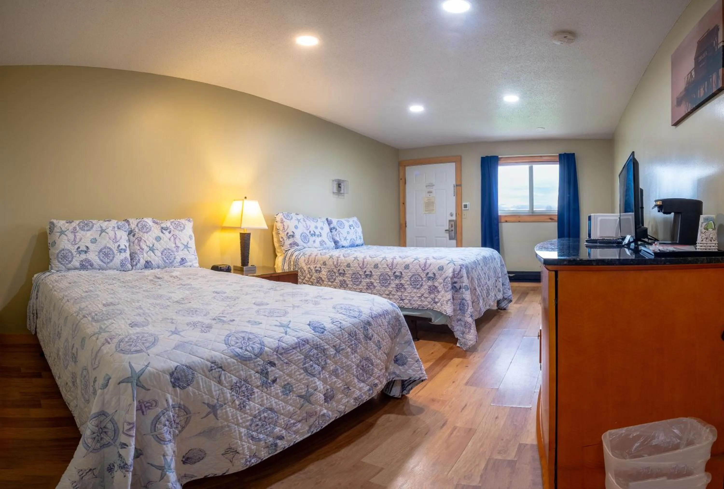 Bed in White Birches Motel