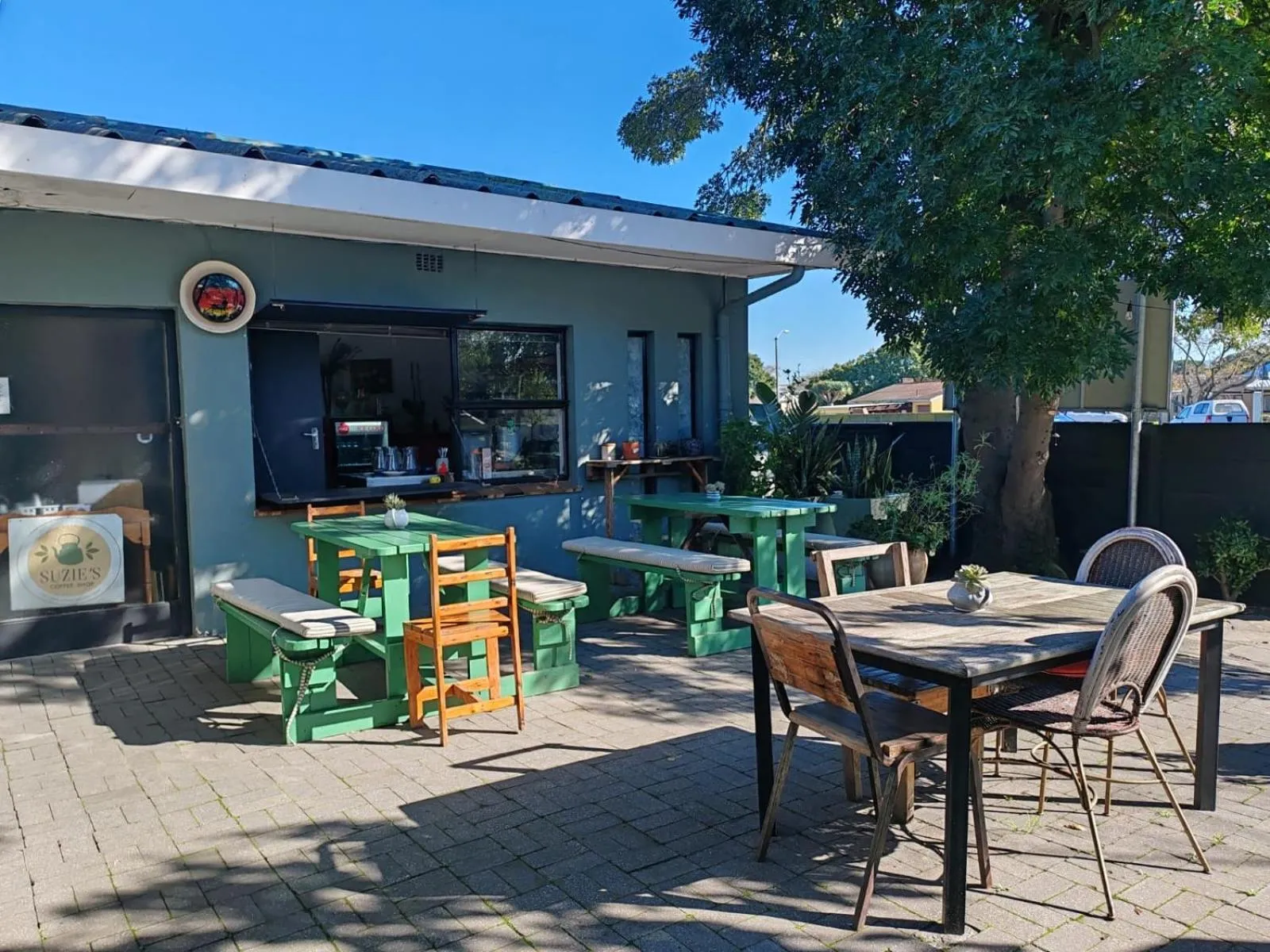 Suzies Huis Restaurant Bed and Breakfast