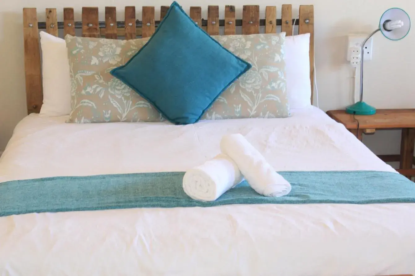 Double Room with Private Bathroom - single occupancy in Suzies Huis Restaurant Bed and Breakfast Double Room with Private Bathroom - single occupancy in Suzies Huis Restaurant Bed and Breakfast