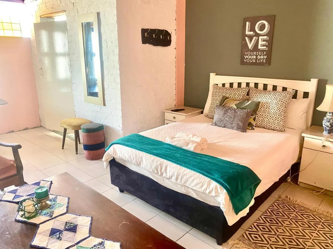 Suzies Huis Restaurant Bed and Breakfast