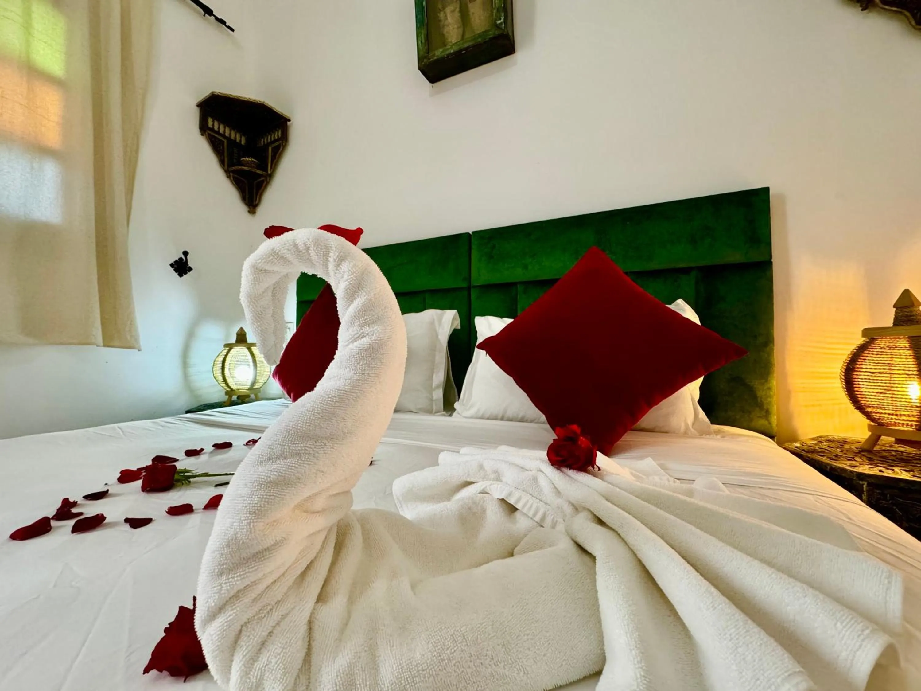 Photo of the whole room in Riad Iklil