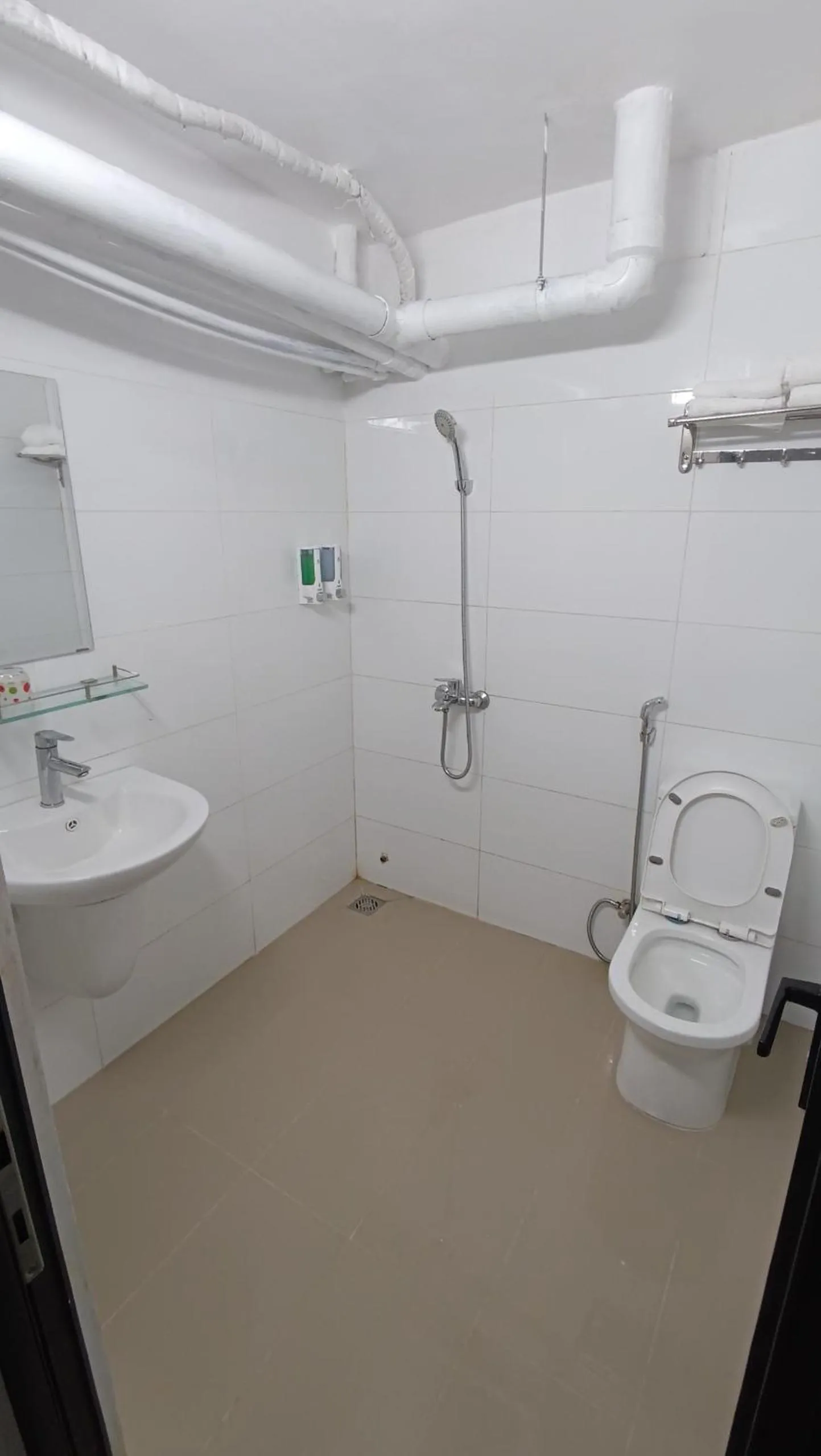 LUCKY HOTEL LIEN PHUONG