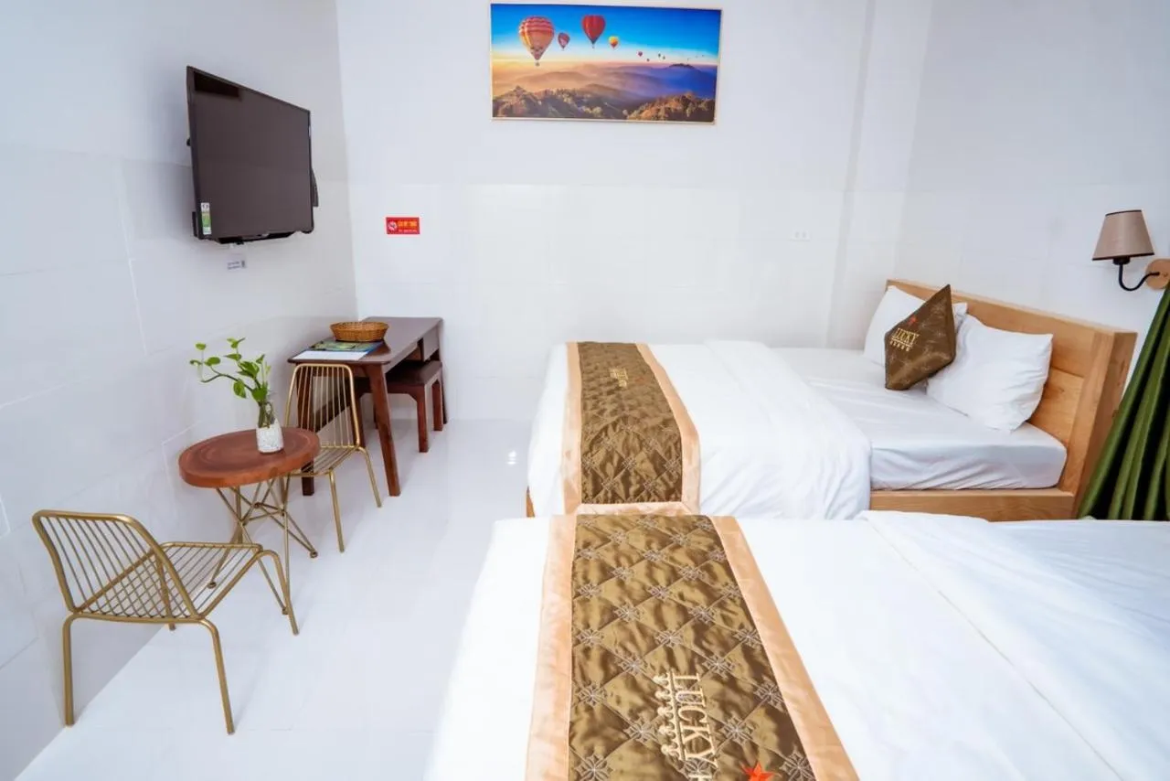 Bed in LUCKY HOTEL LIEN PHUONG