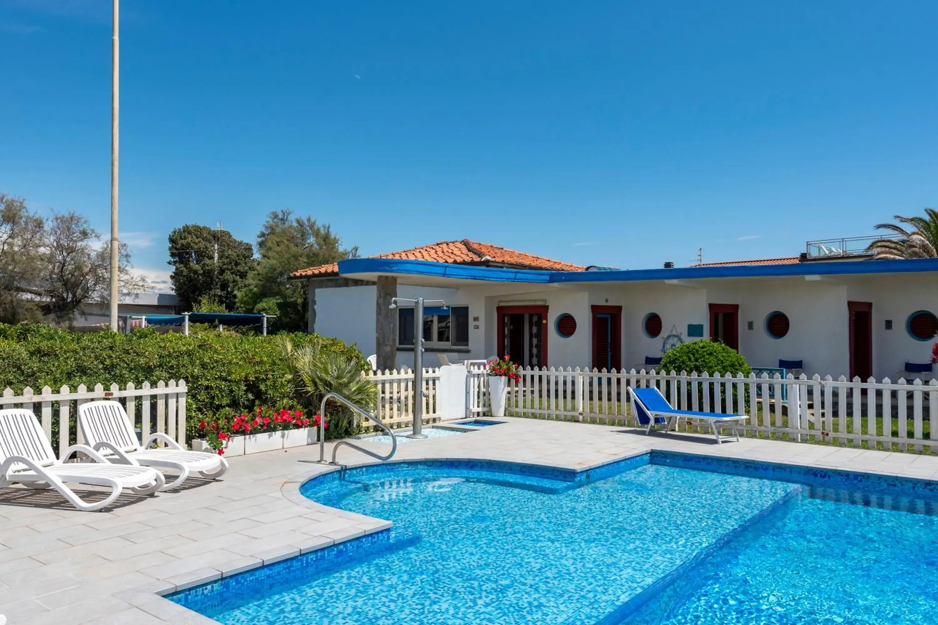 La Casina Del Pescatore On the Beach - Happy Rentals La Casina Del Pescatore On the Beach - Happy Rentals