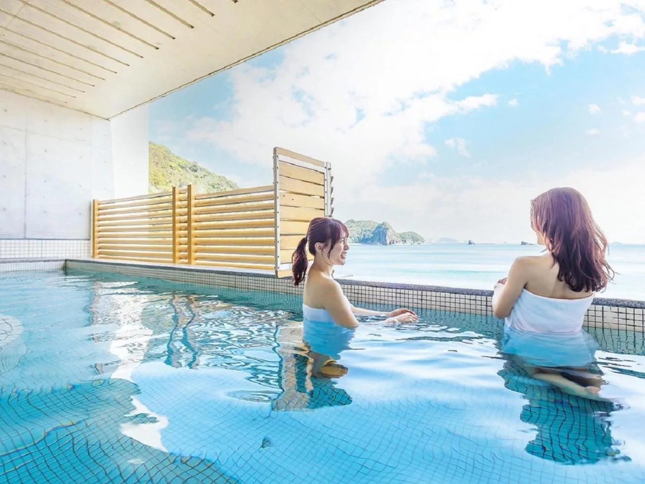 Open Air Bath in Nichinankaigan Nango Prince Hotel