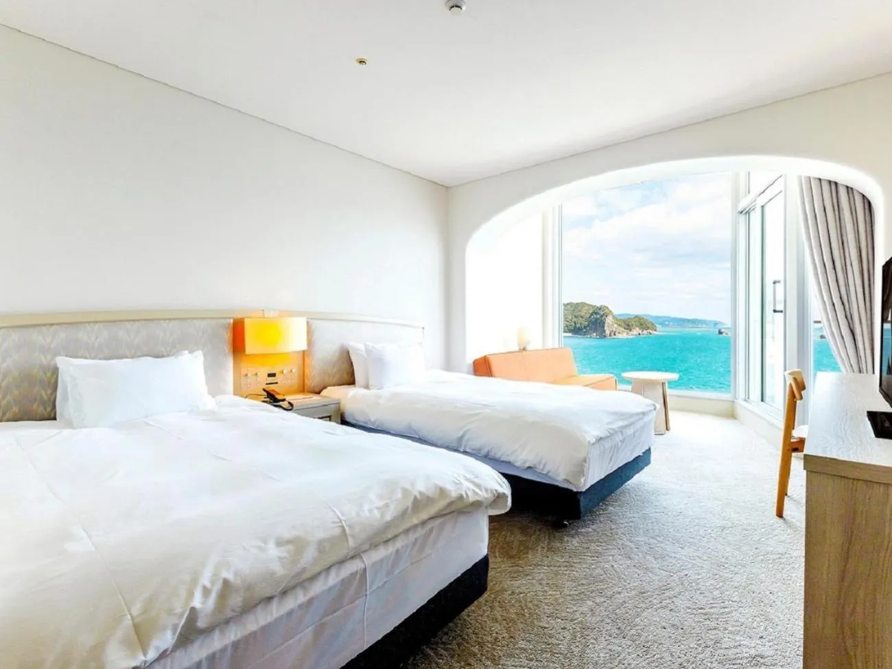 Photo of the whole room, Bed in Nichinankaigan Nango Prince Hotel