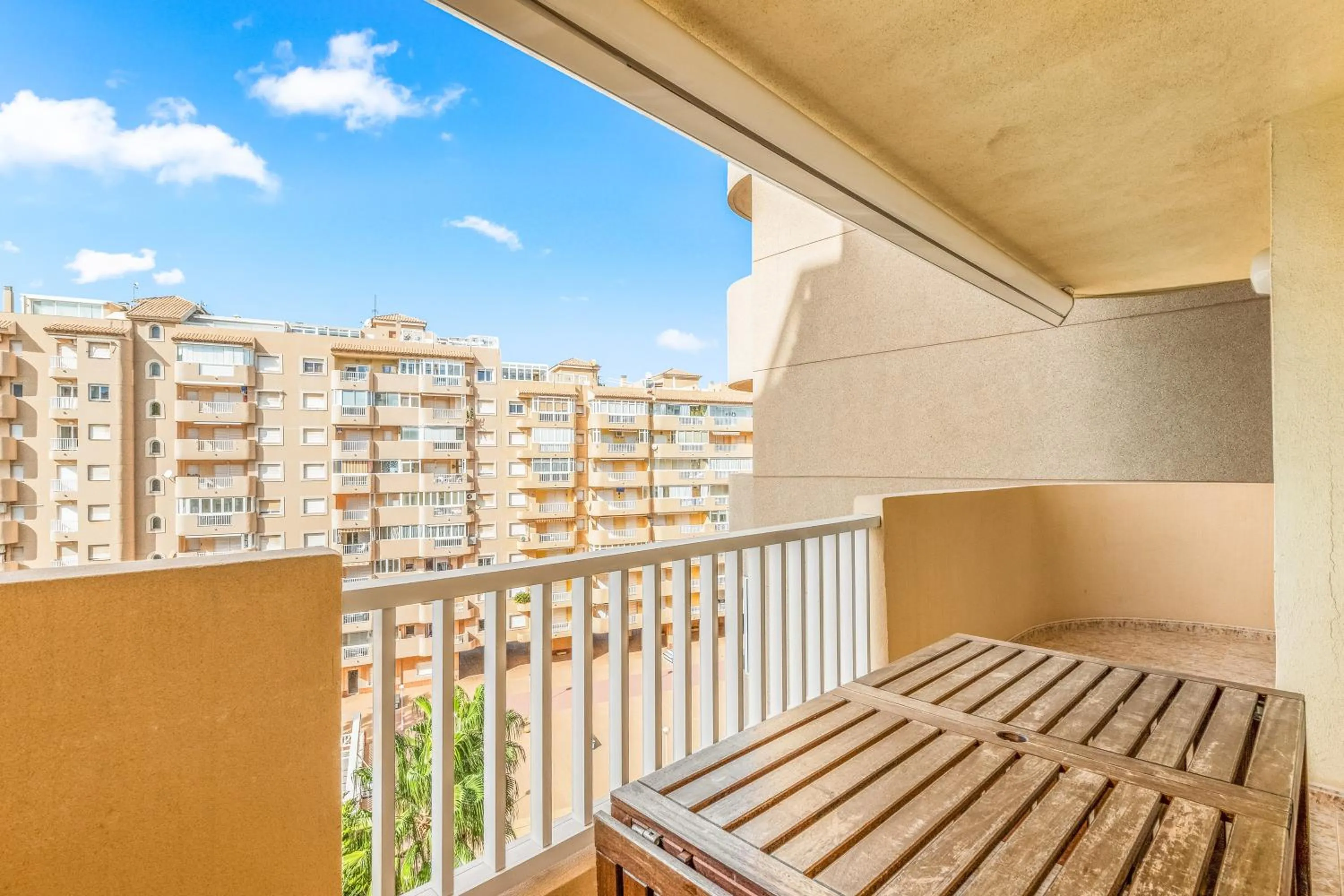 Property building in Puerto Playa