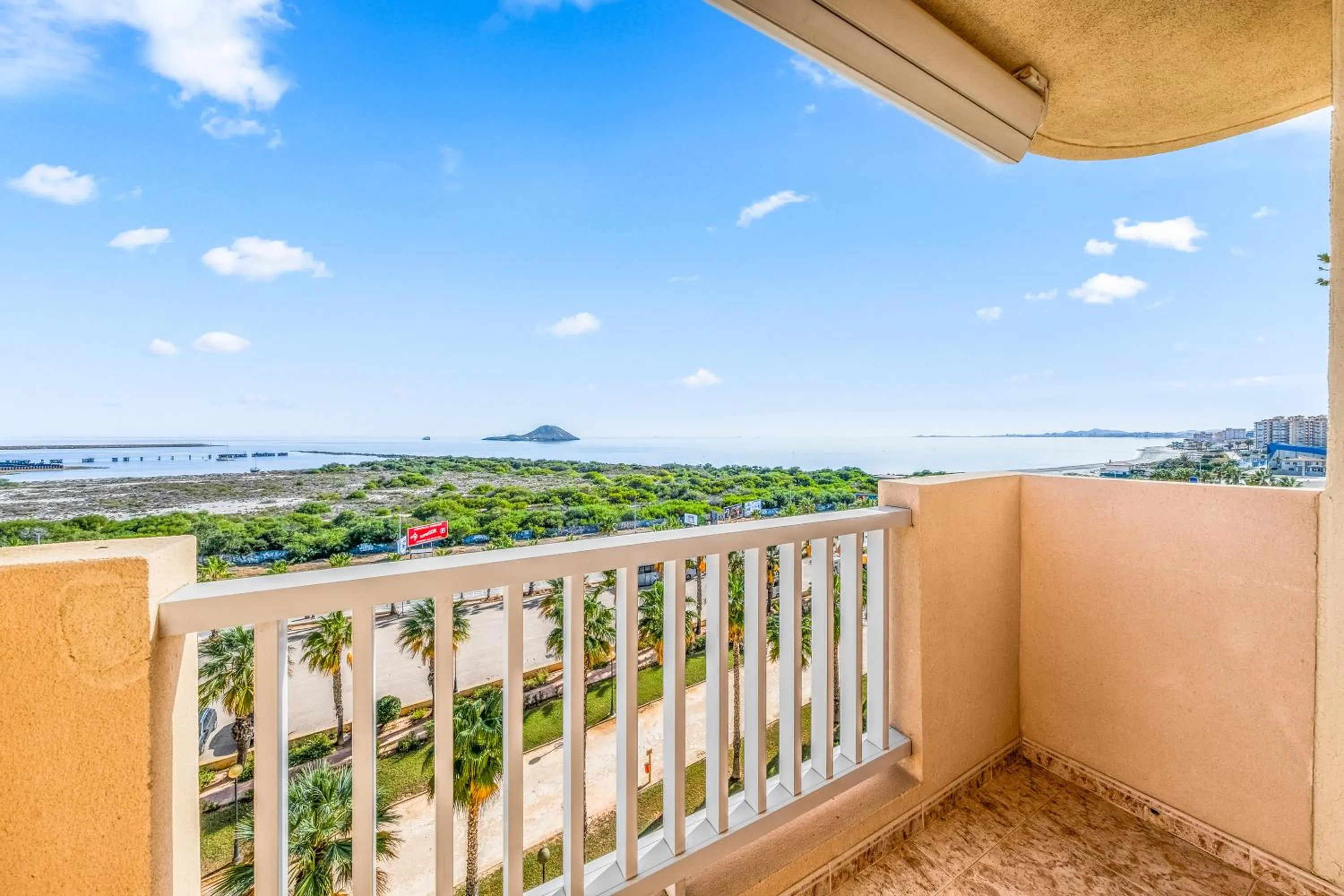 Property building in Puerto Playa