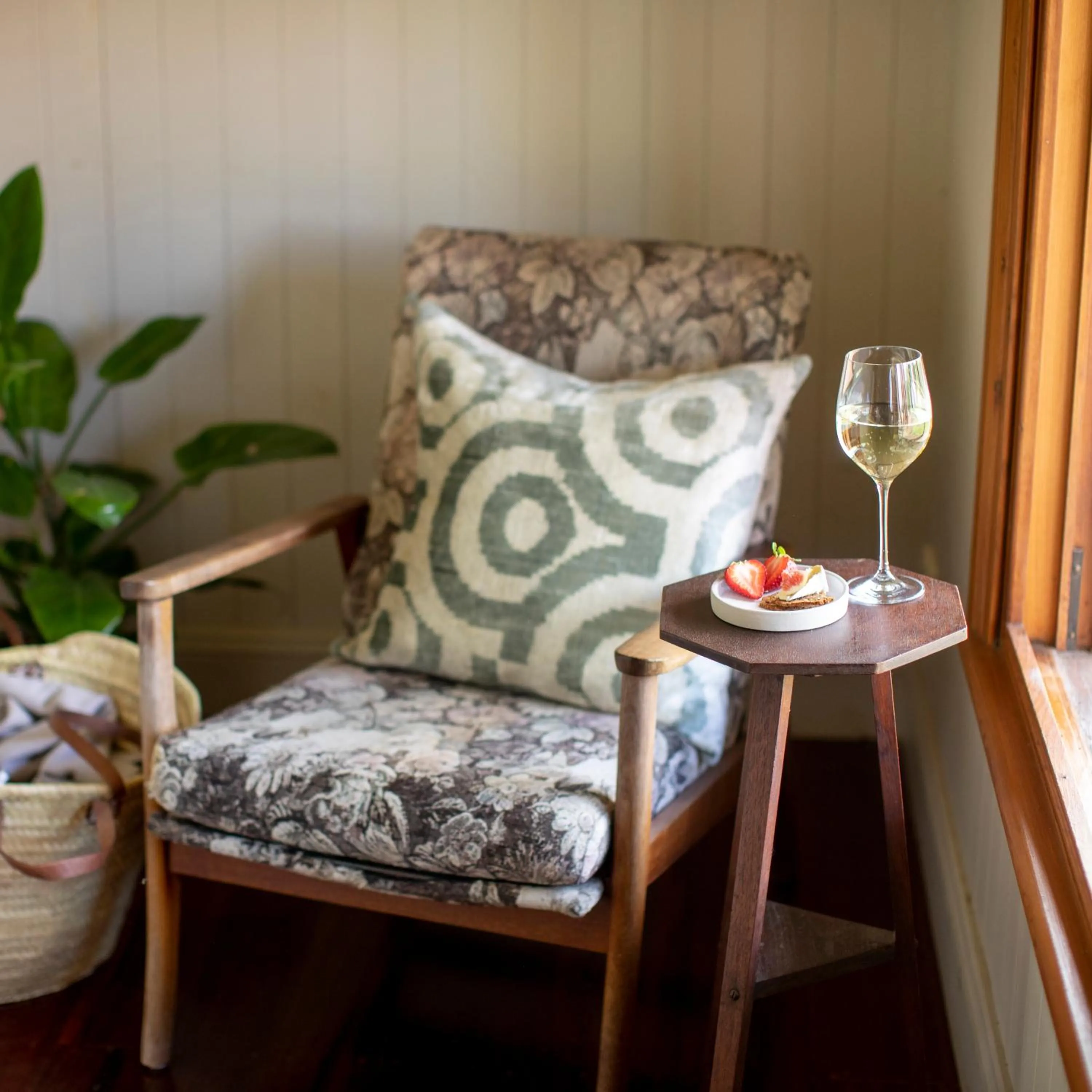 Hanging Tree Wines