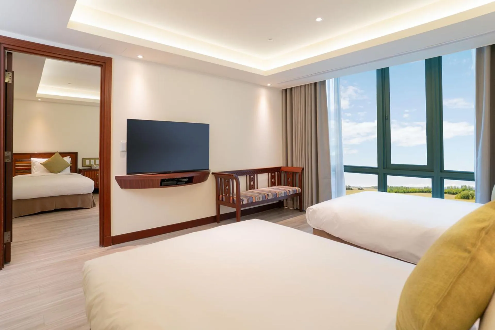 Photo of the whole room, Bed in Formosan Naruwan Hotel