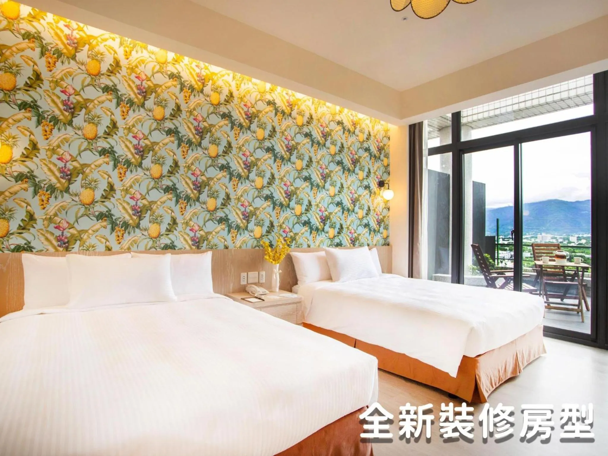 Photo of the whole room, Bed in Formosan Naruwan Hotel