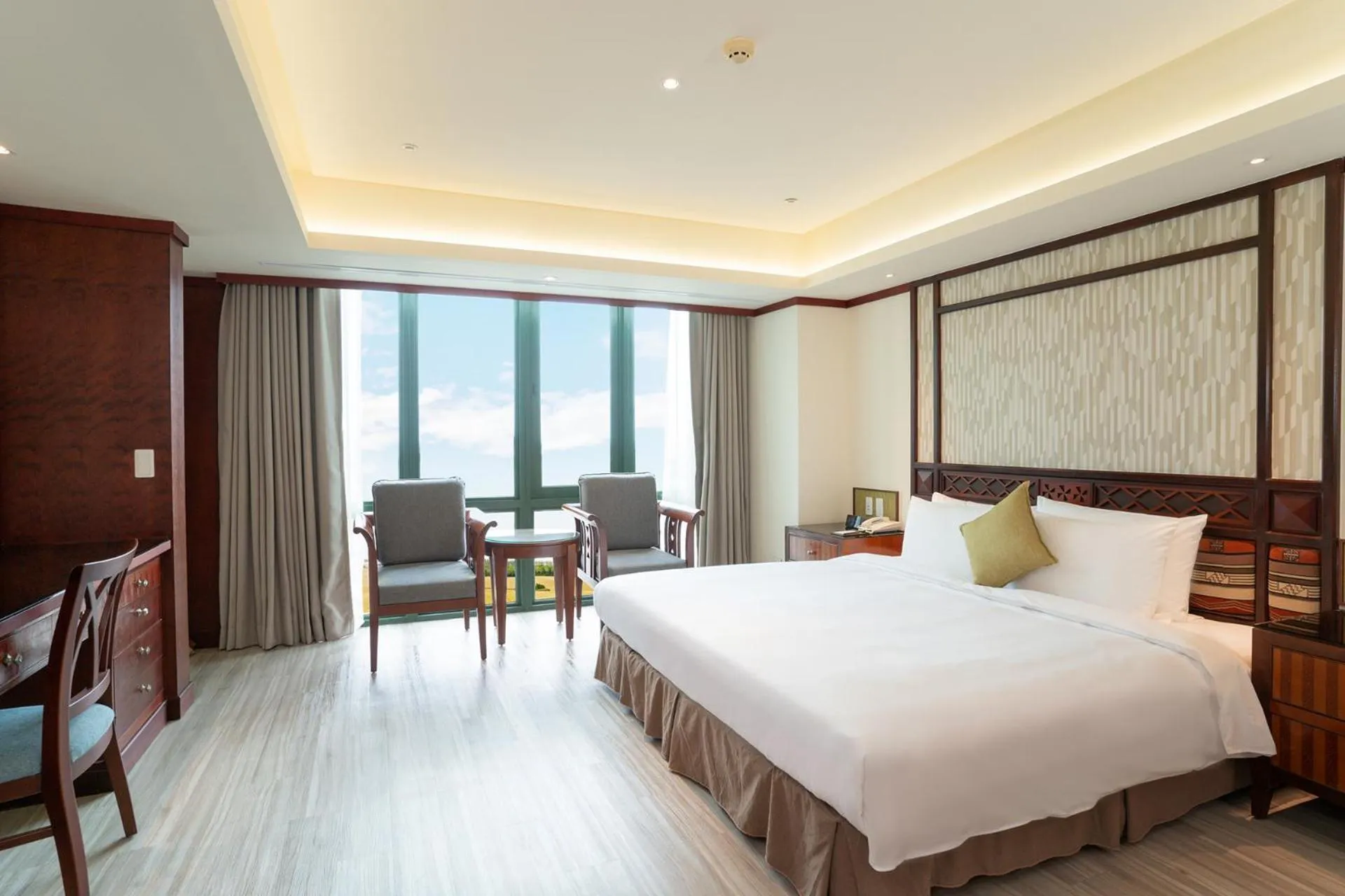 Photo of the whole room, Bed in Formosan Naruwan Hotel