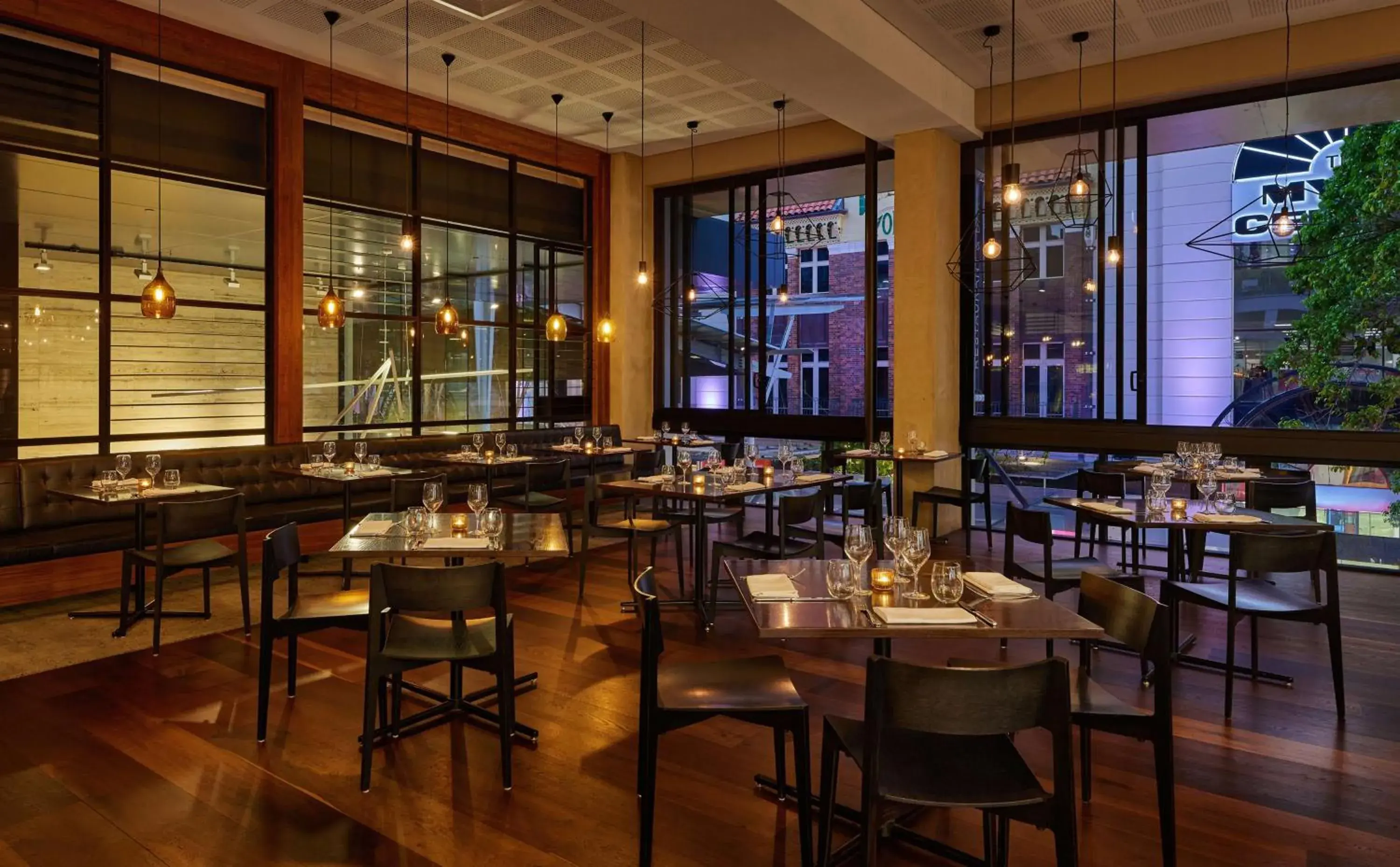 Restaurant/places to eat in Hyatt Regency Brisbane Restaurant/places to eat in Hyatt Regency Brisbane