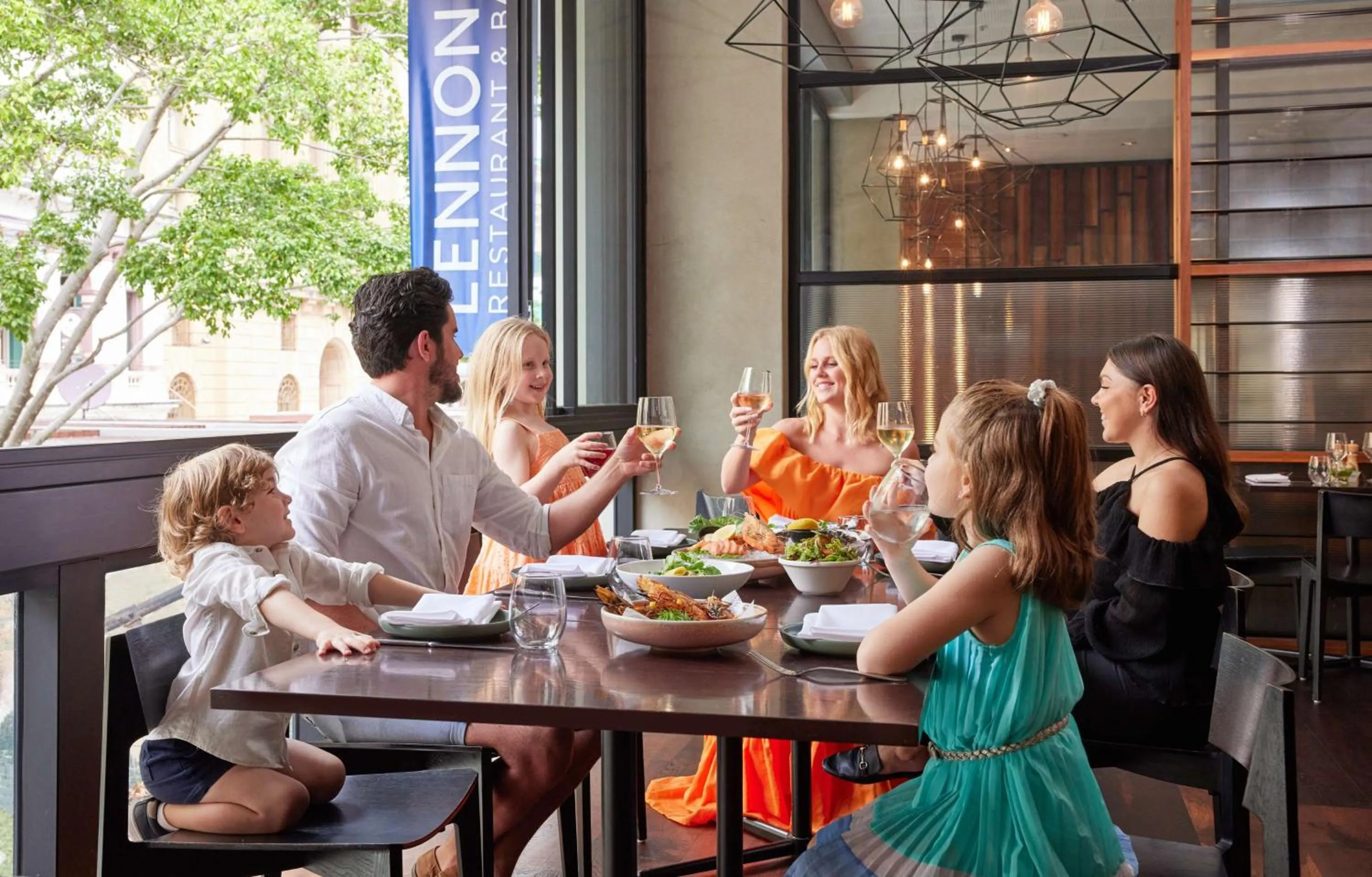 Restaurant/places to eat in Hyatt Regency Brisbane