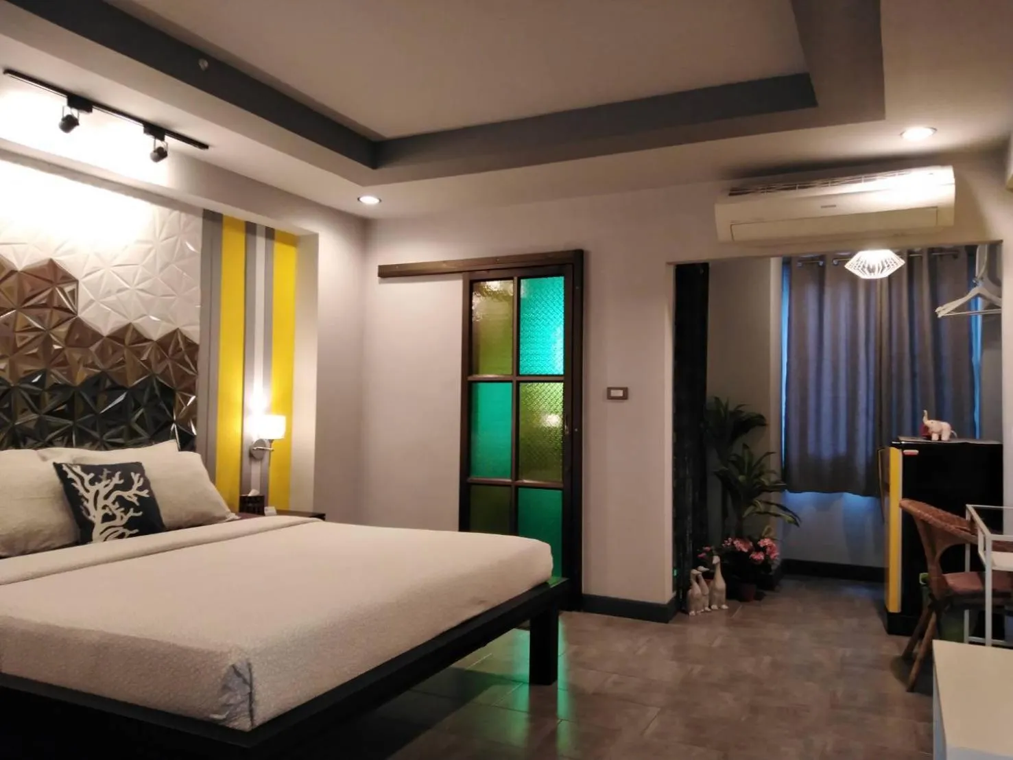 Bed in Baan Baimai Boutique Room