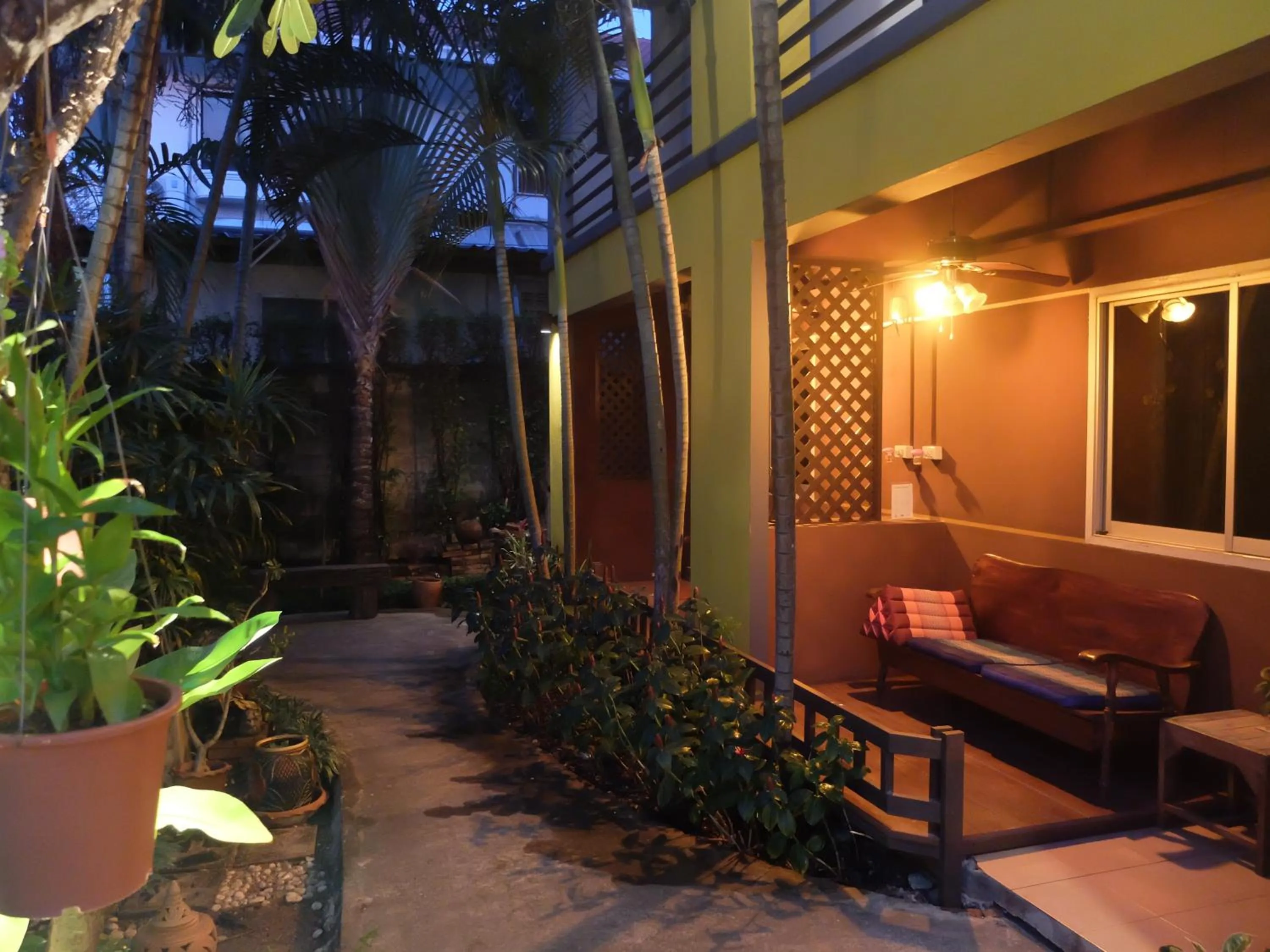 Baan Baimai Boutique Room