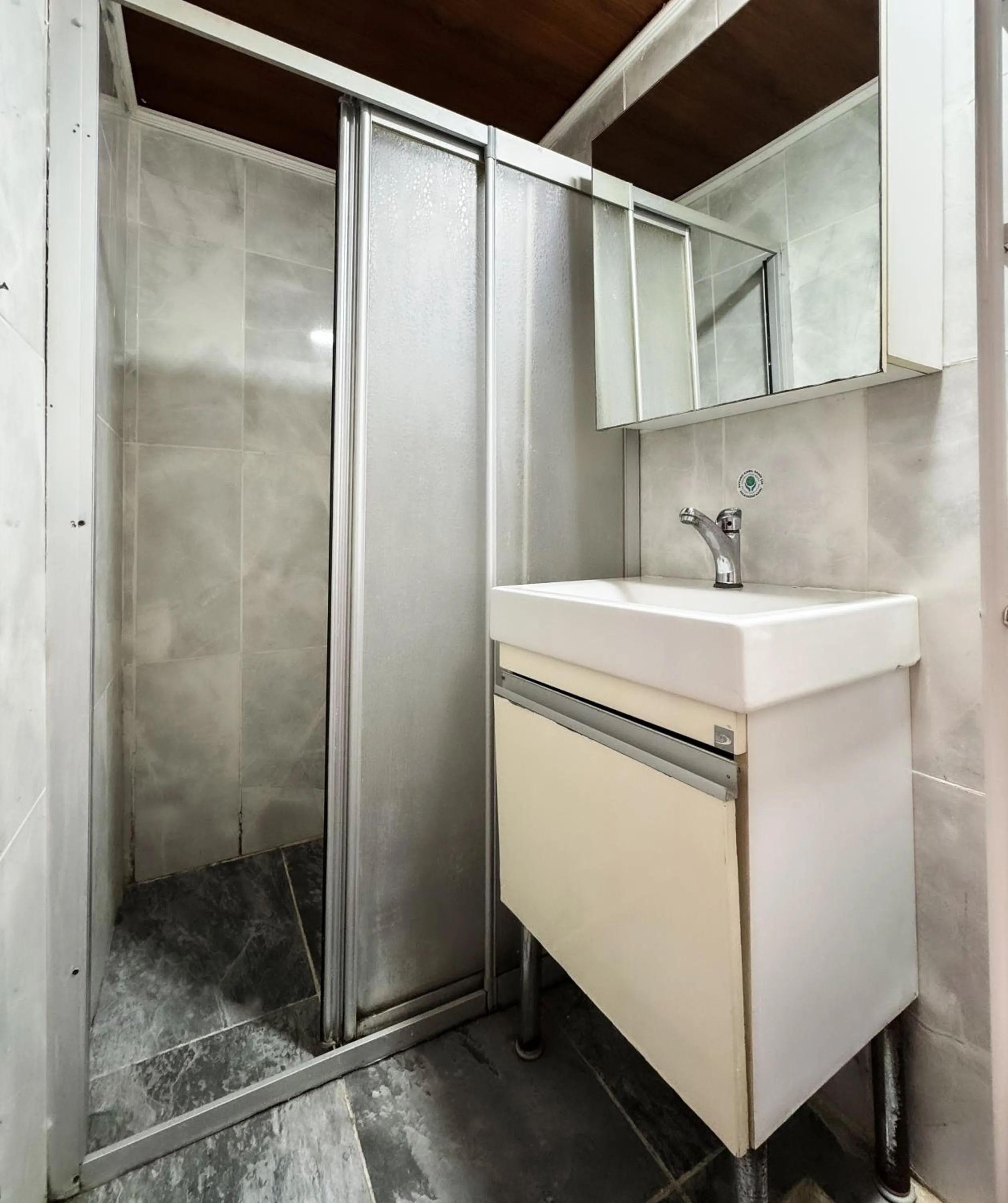 Bathroom in The New Season Apart