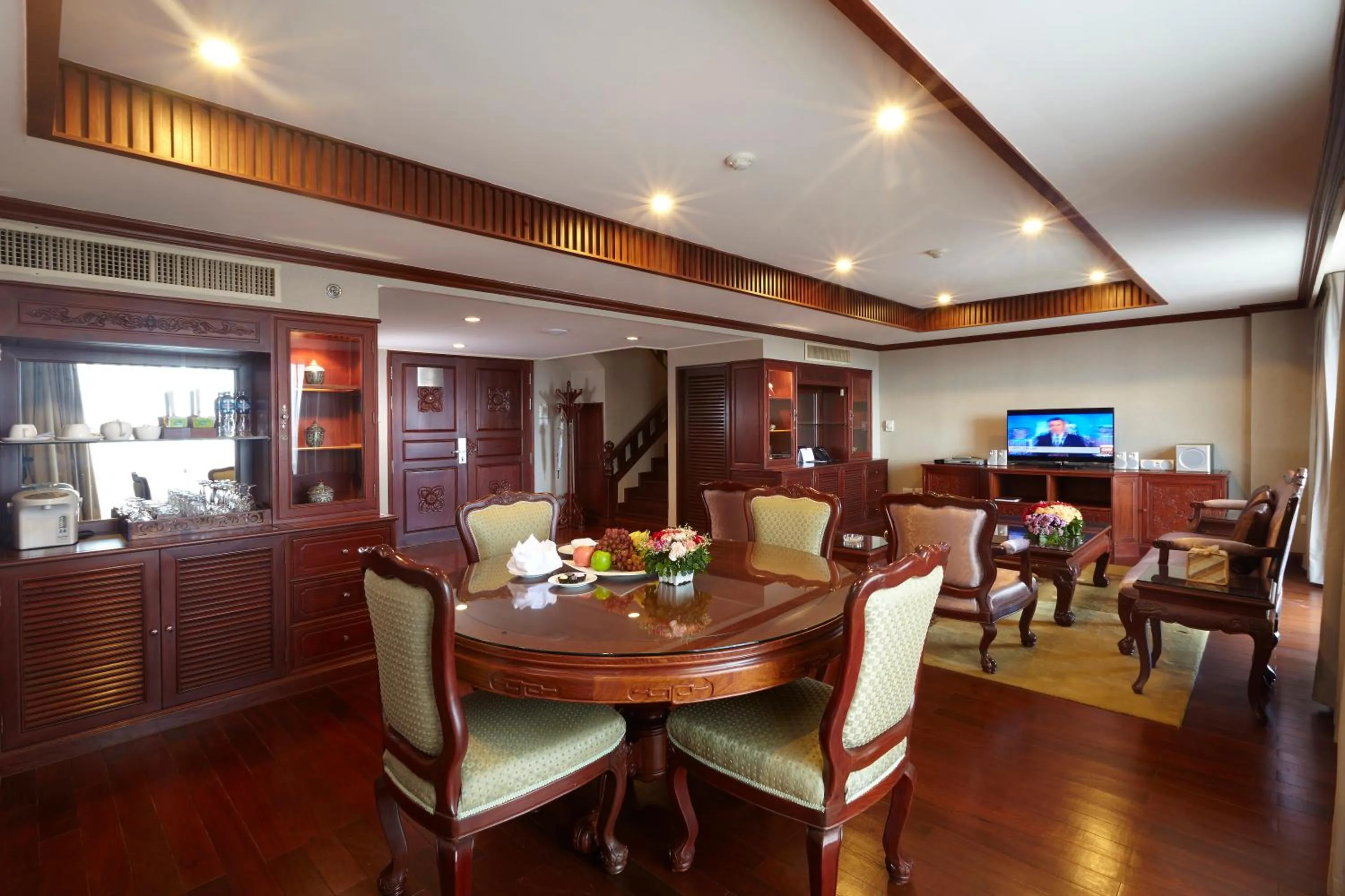 Living room in Lao Plaza Hotel