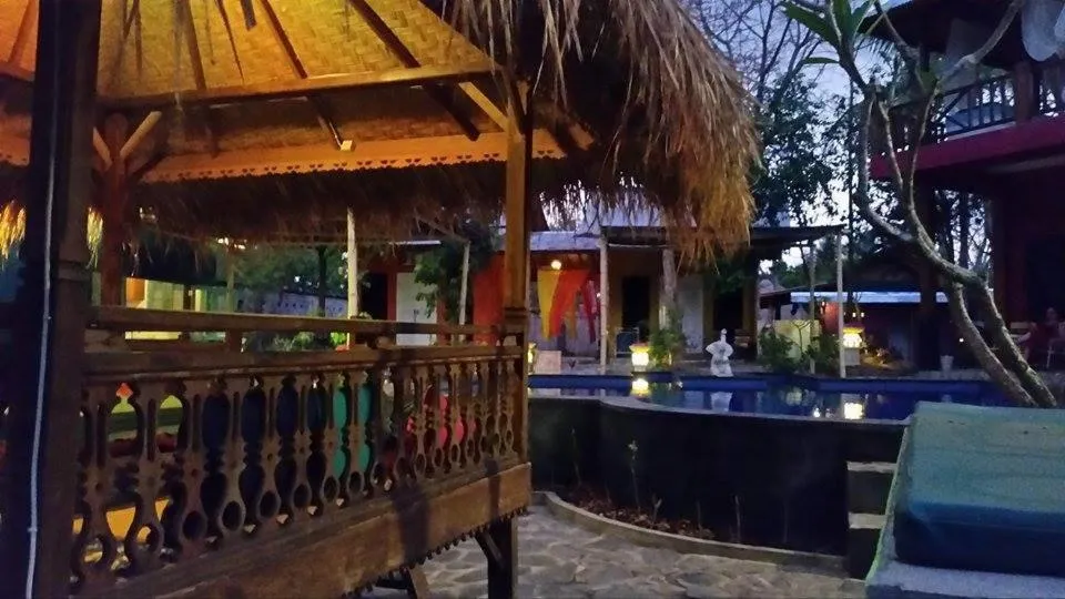 Swimming pool in Elephant House and Bungalows Gili Air