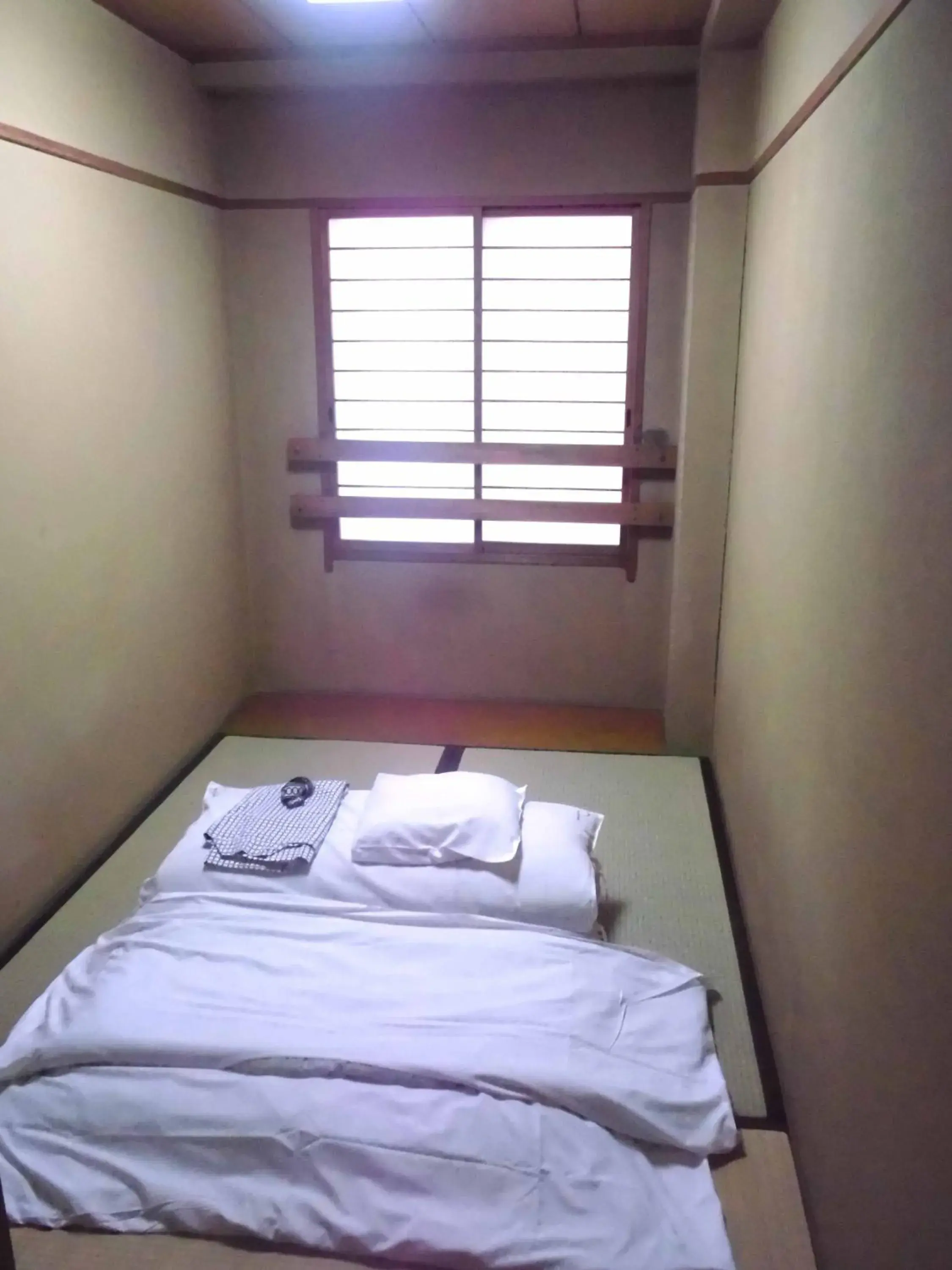 Japanese-Style Single Room with Shared Bathroom and No Air Conditioning in Park Inn Japanese-Style Single Room with Shared Bathroom and No Air Conditioning in Park Inn