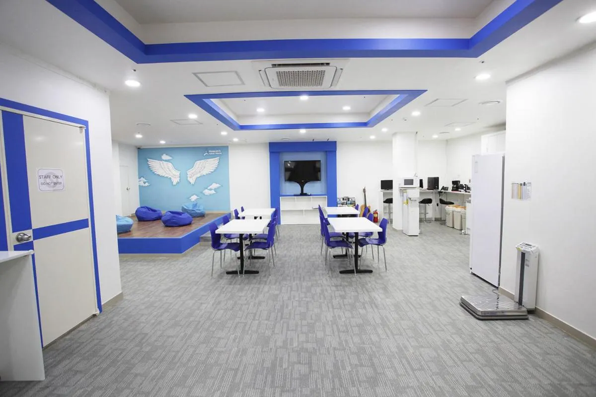 Communal lounge/ TV room in Namsan Guesthouse